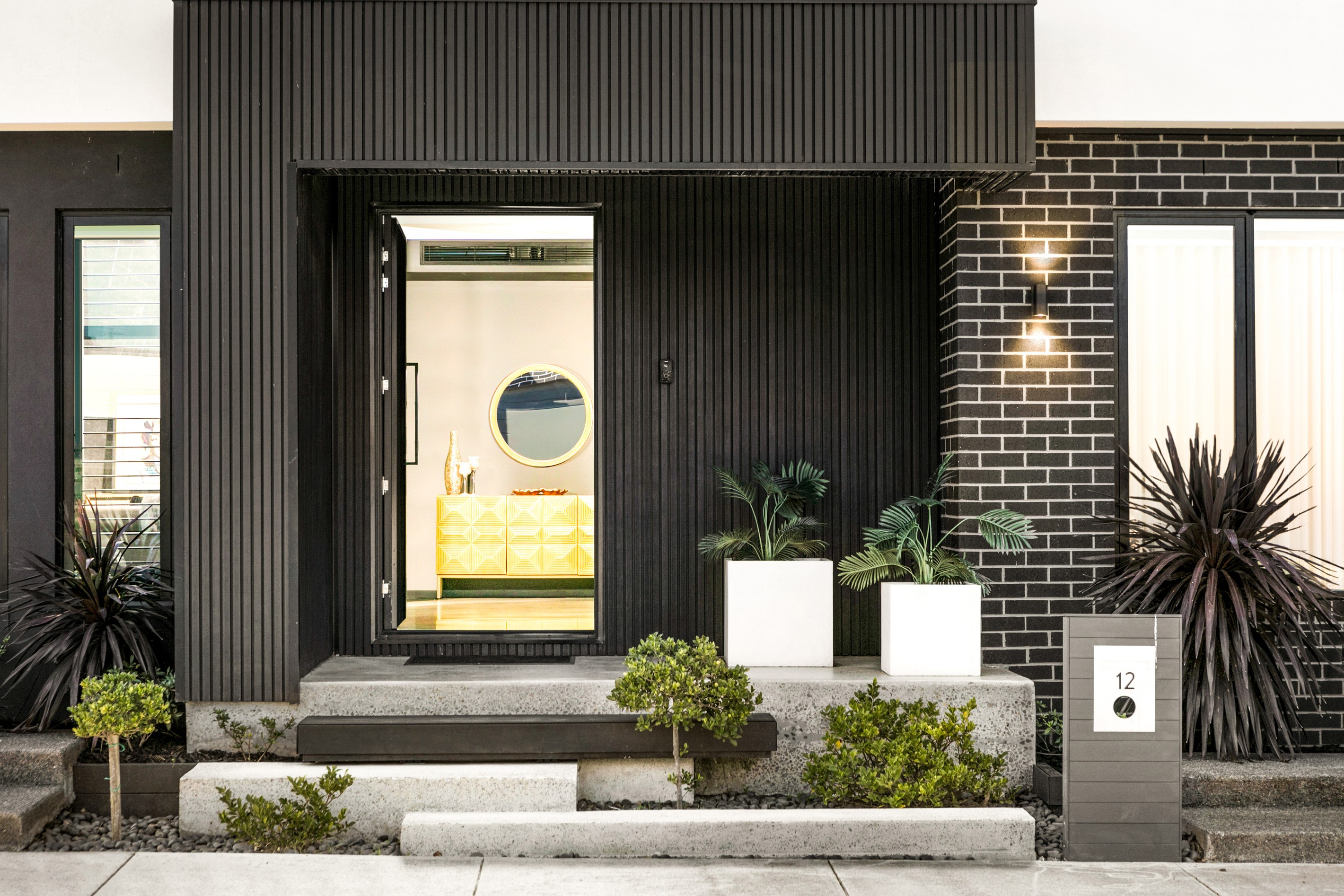 12 Myoora Crescent, Greenvale, VIC 3059