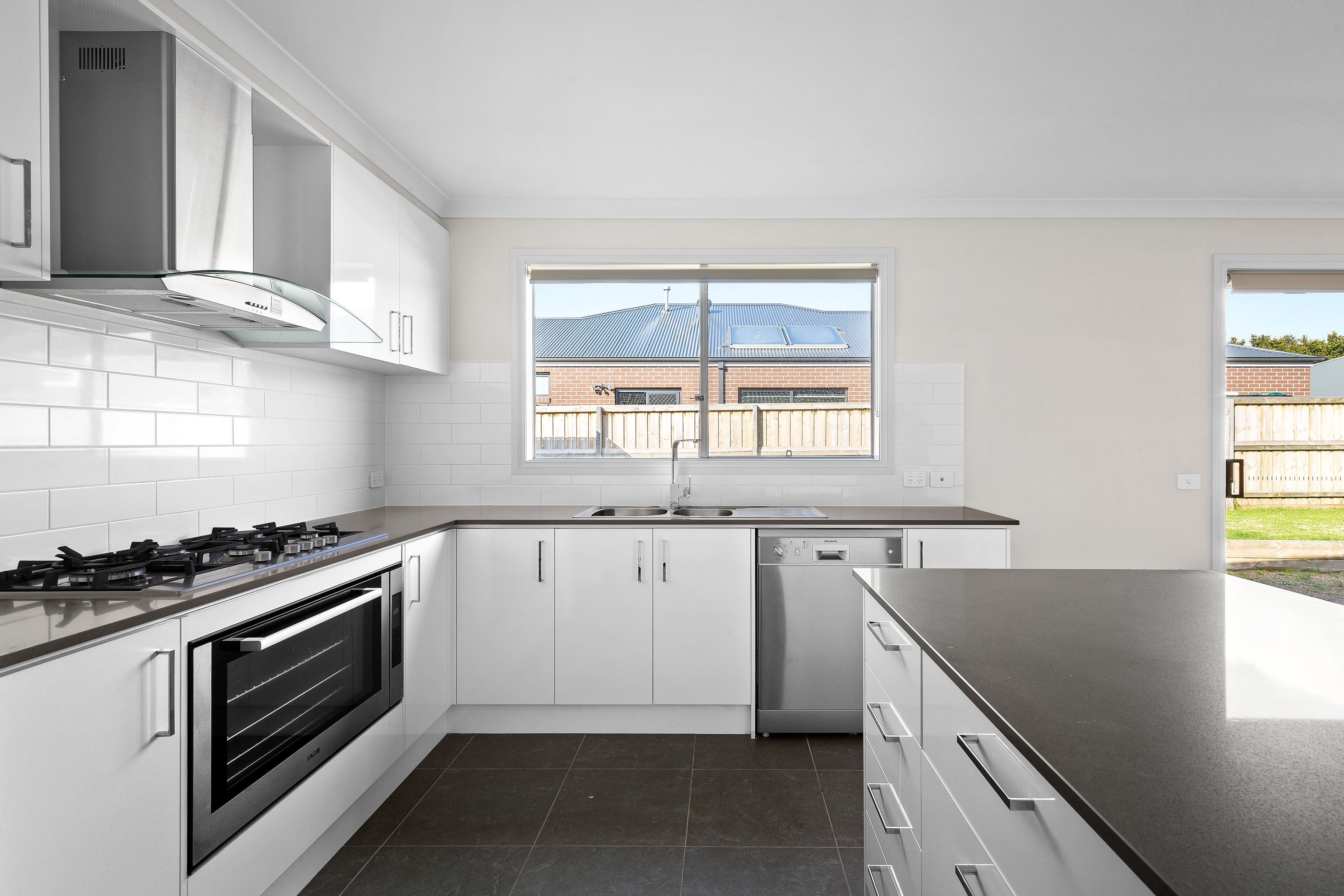 8 Papley Avenue, Lang Lang, VIC 3984