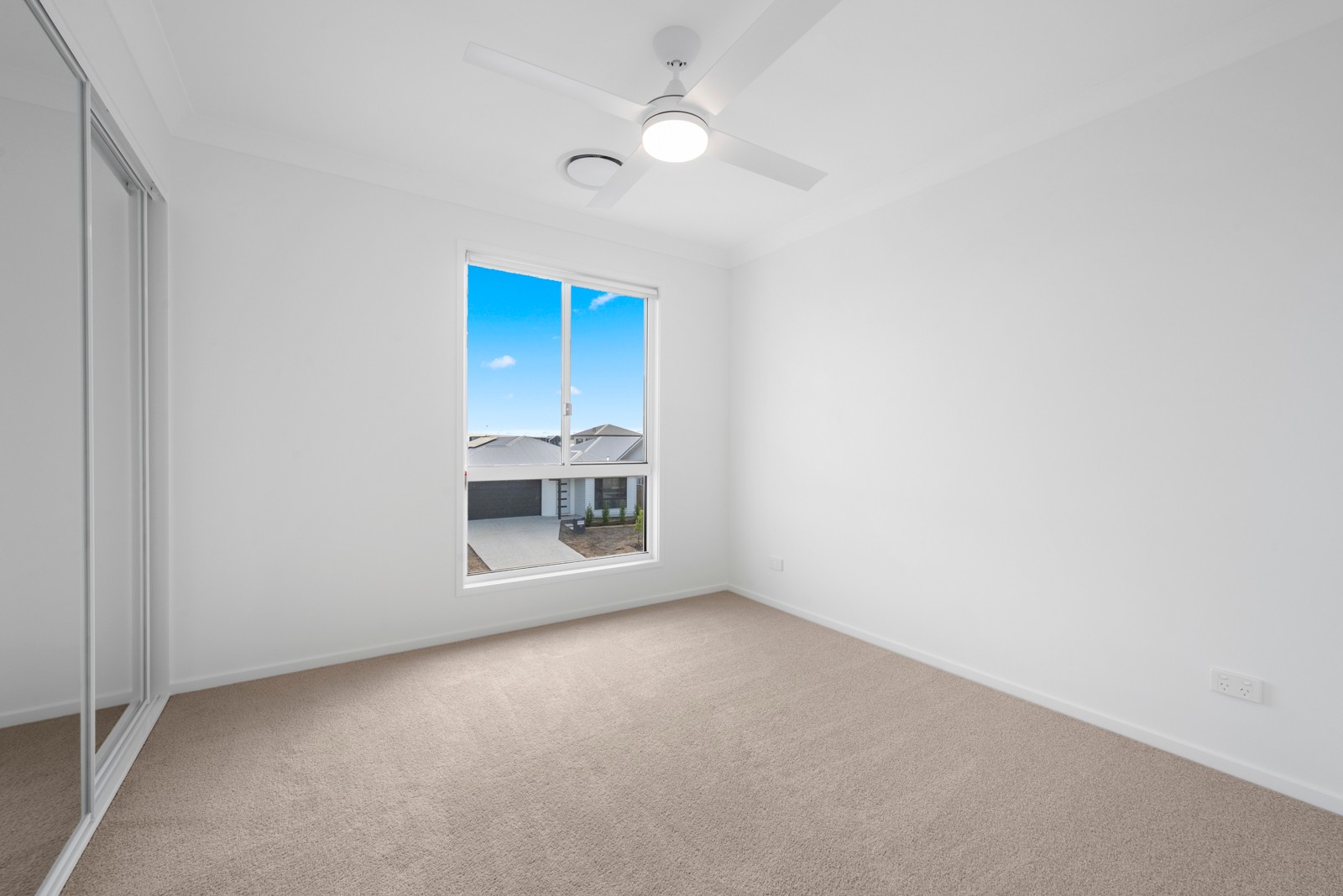 10 Gazania Street, Palmview, QLD 4553