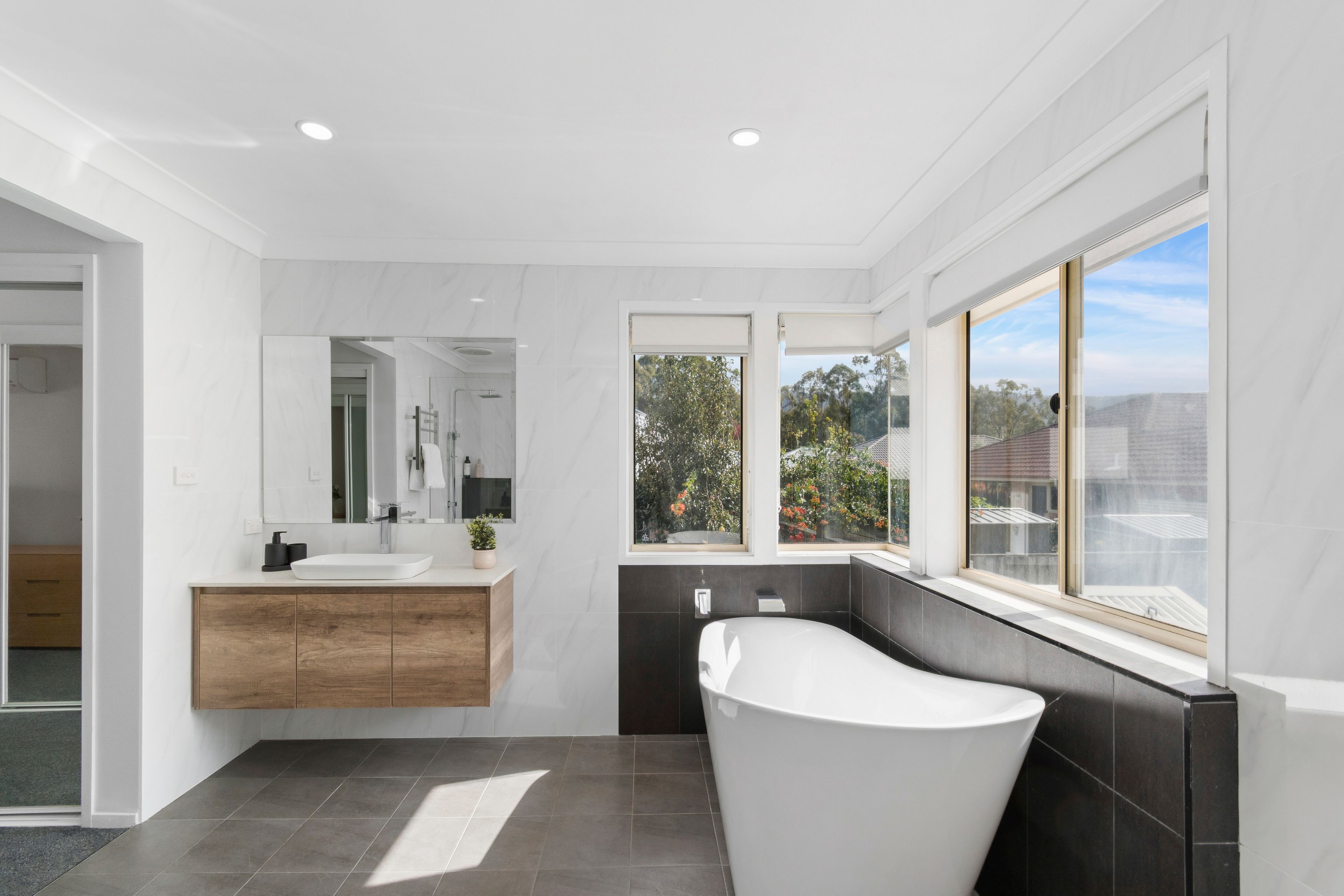 12 Robins Creek Drive — photo 13 of 24