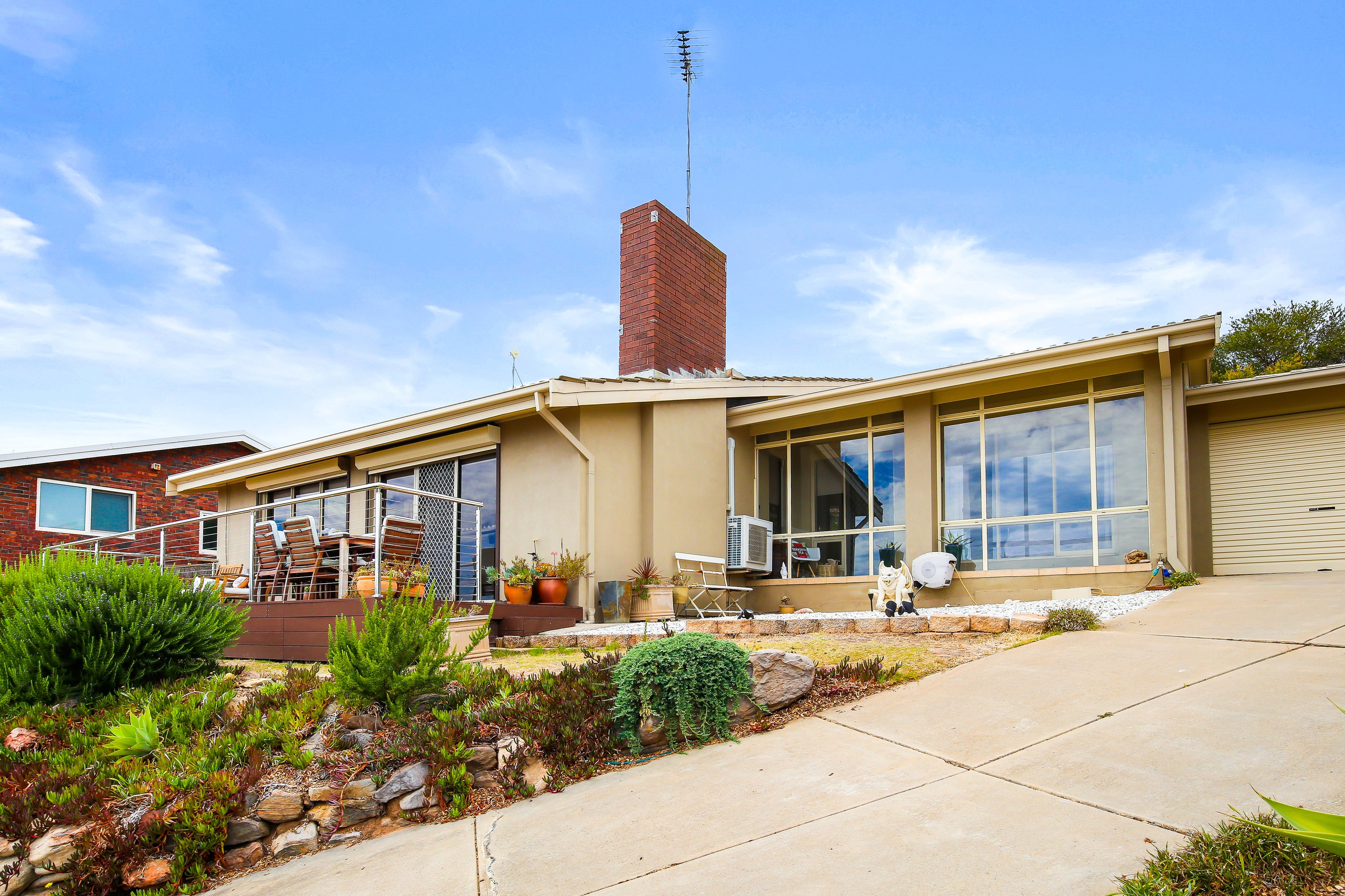 4 Arafura Court, Hallett Cove, SA 5158