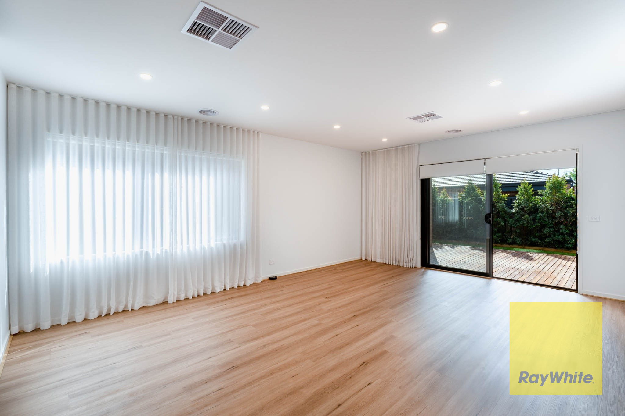 10 Cottrell Street — photo 5 of 10