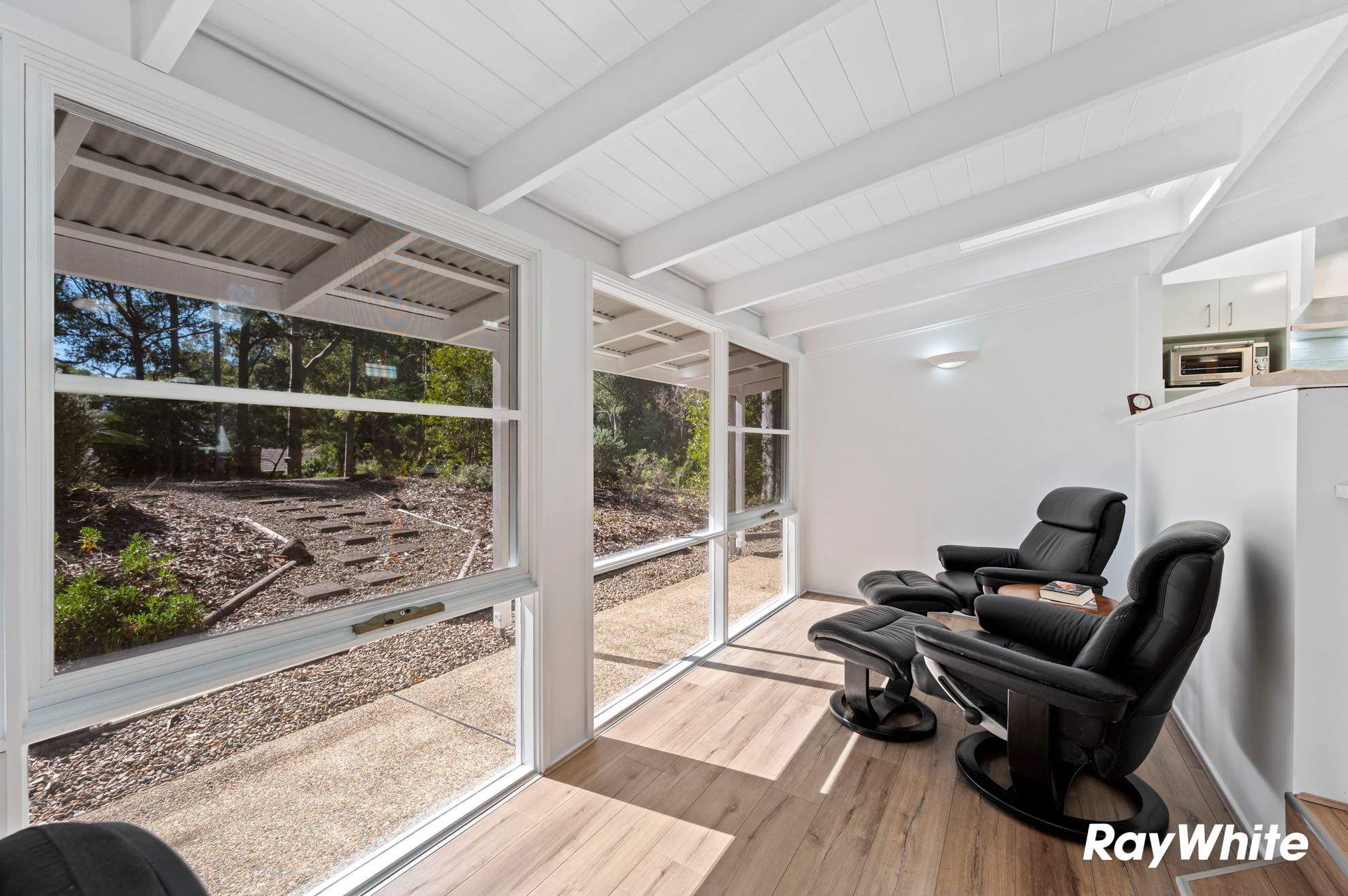 11 Lilli Pilli Road — photo 6 of 30