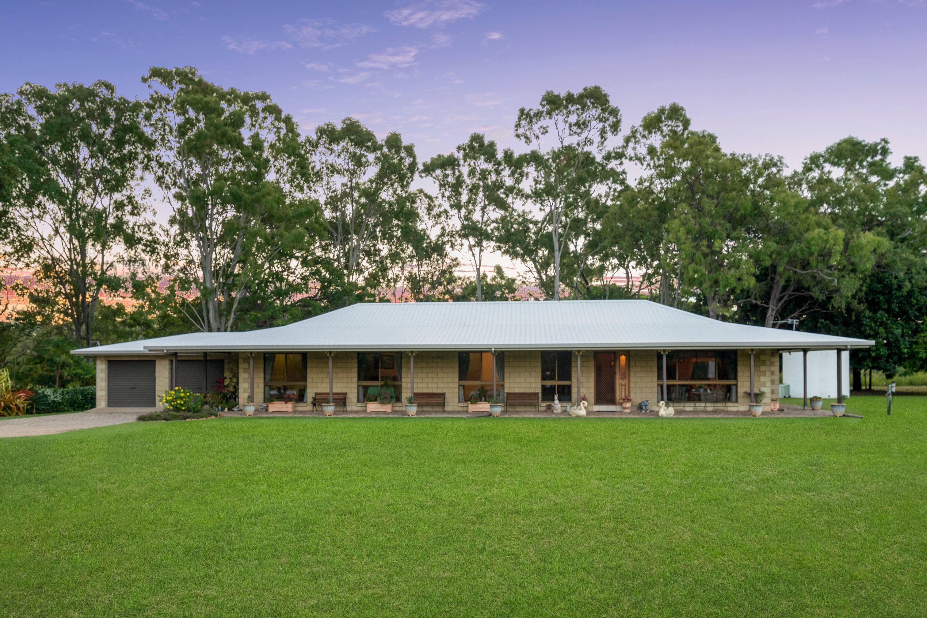 200 Williams Road, Alligator Creek, QLD 4816
