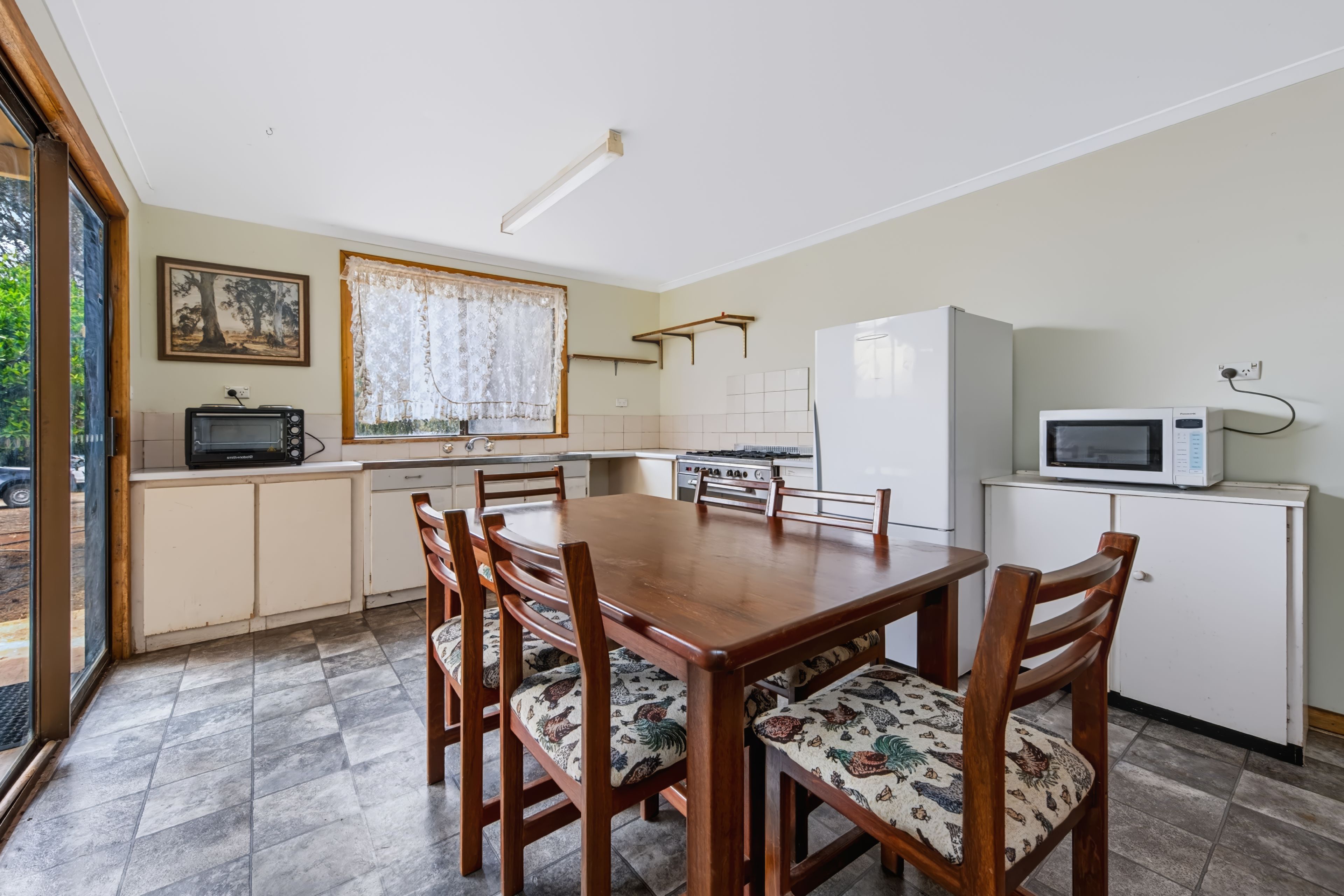 24 Ellis Street — photo 8 of 30