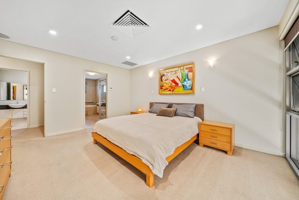 3/1 Alvan Street — photo 12 of 23