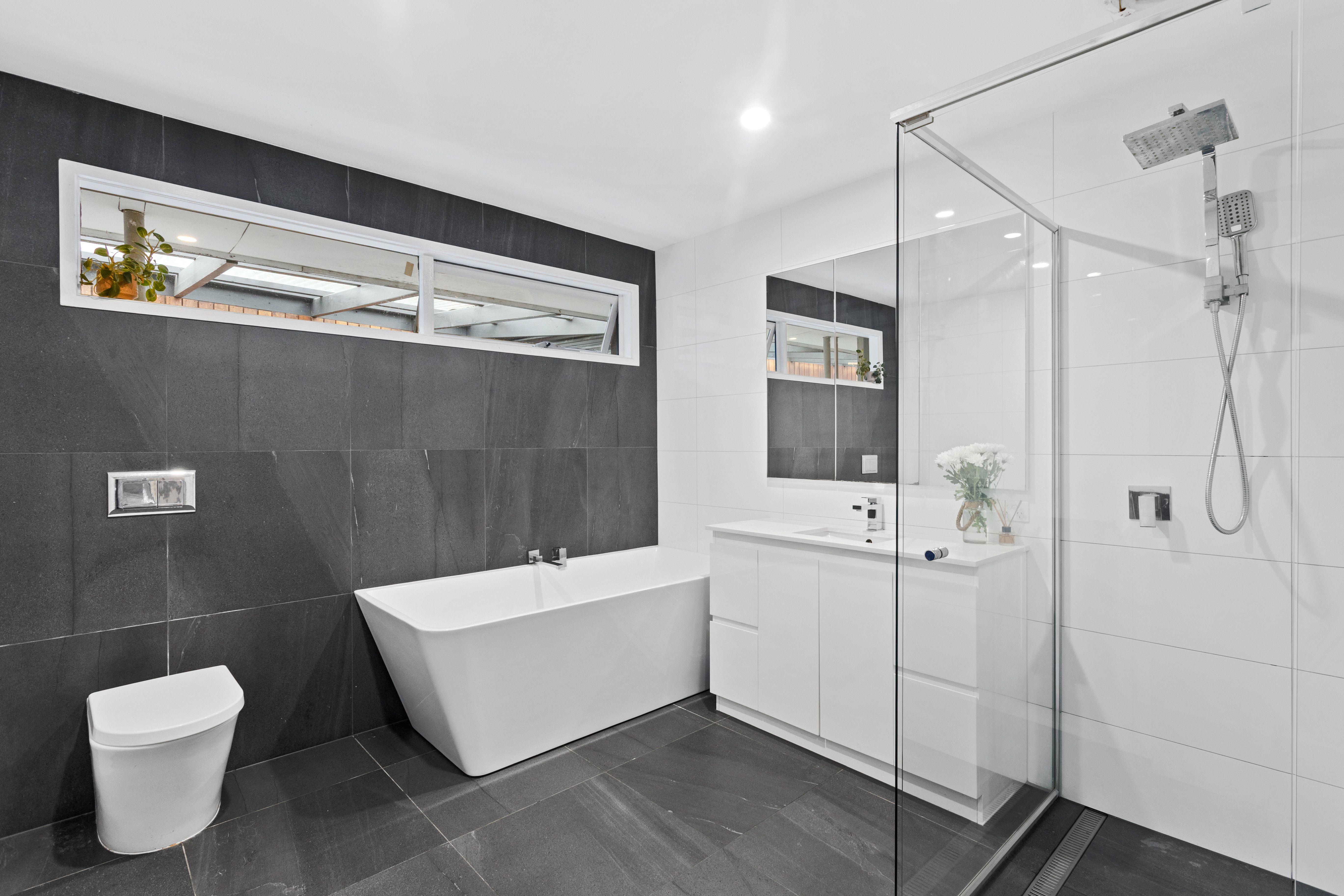 28 Stradbroke Avenue — photo 5 of 10
