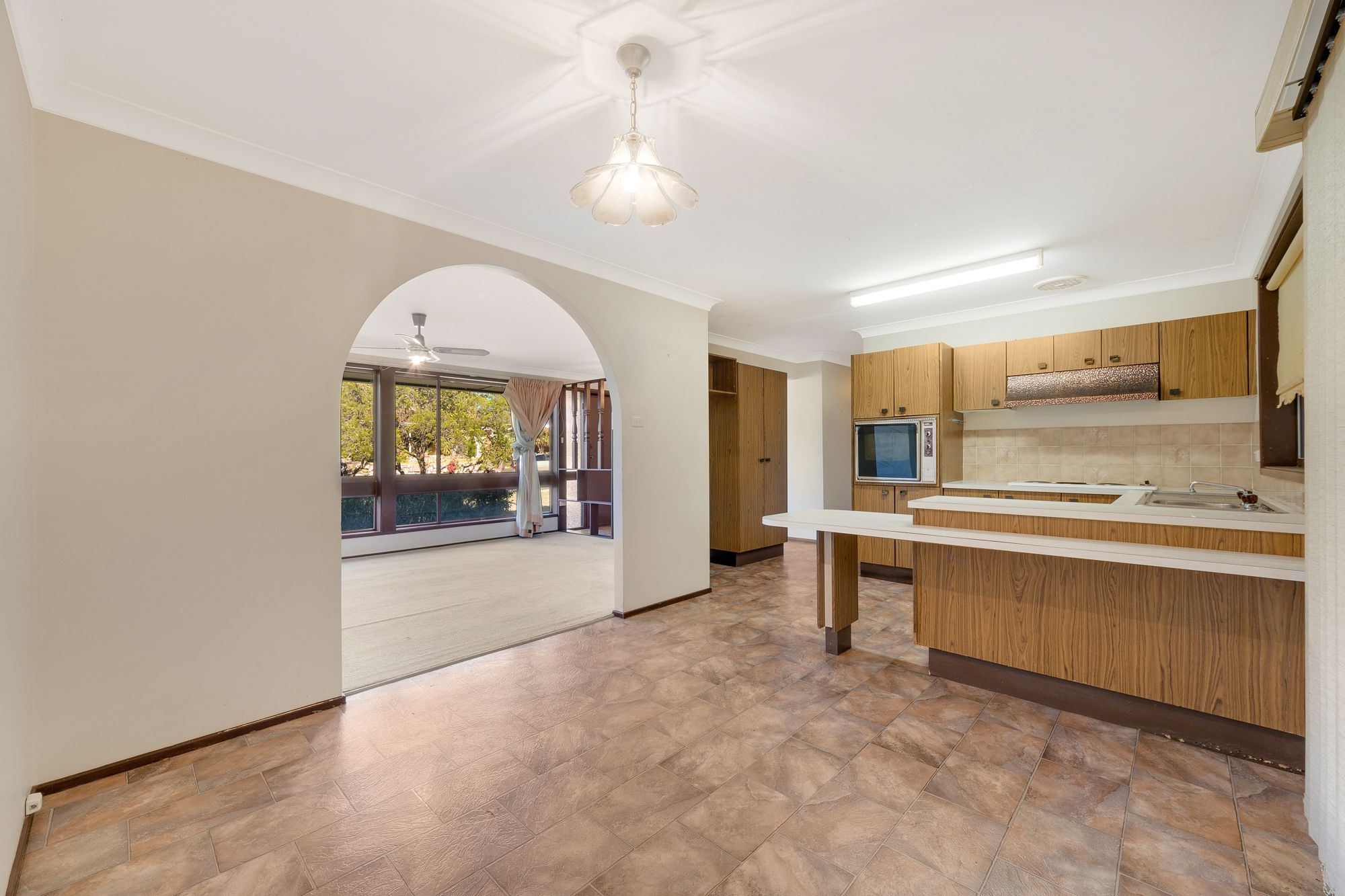 15 Cudgegong Road, Ruse, NSW 2560