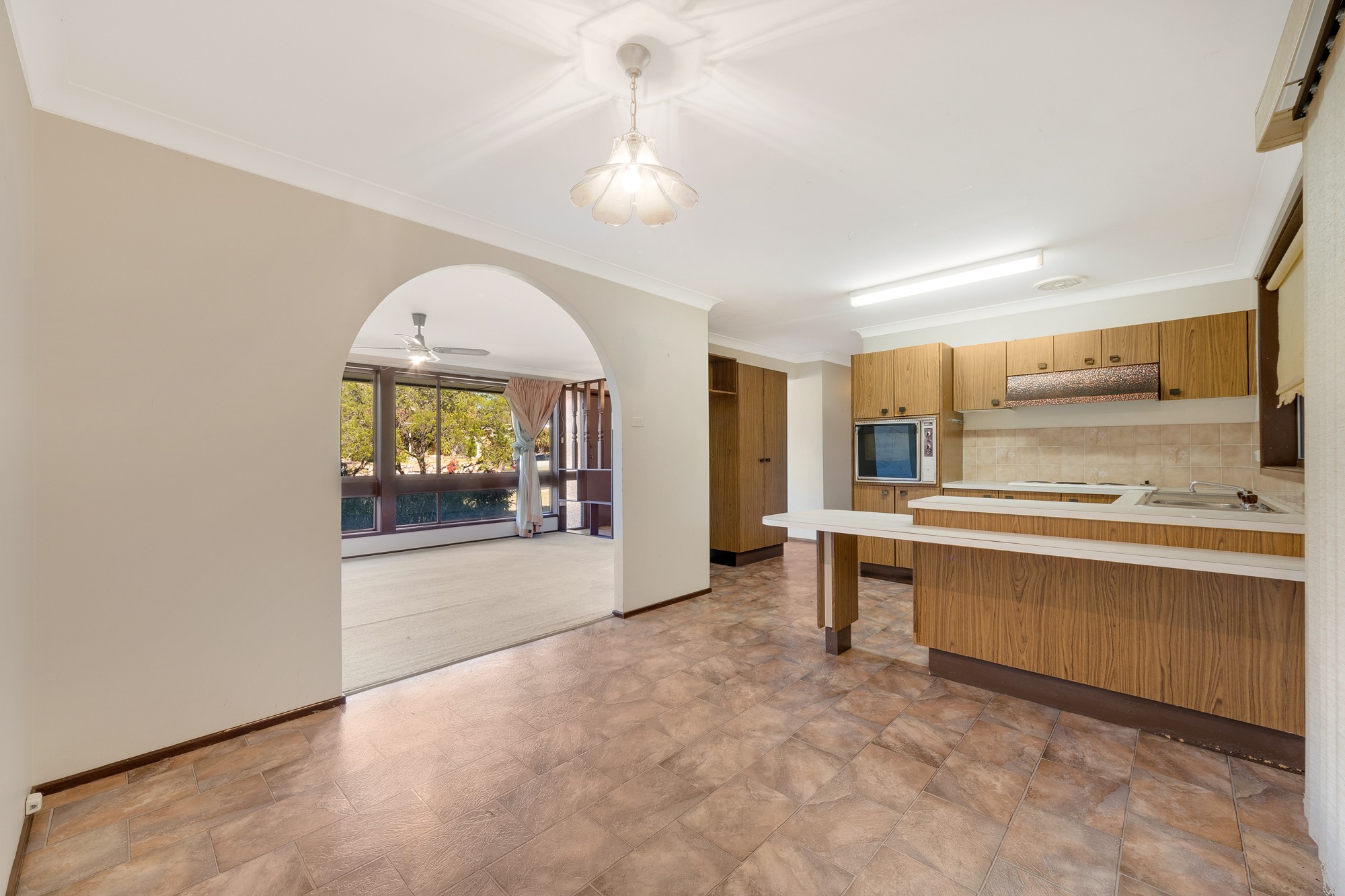 15 Cudgegong Road, Ruse, NSW 2560