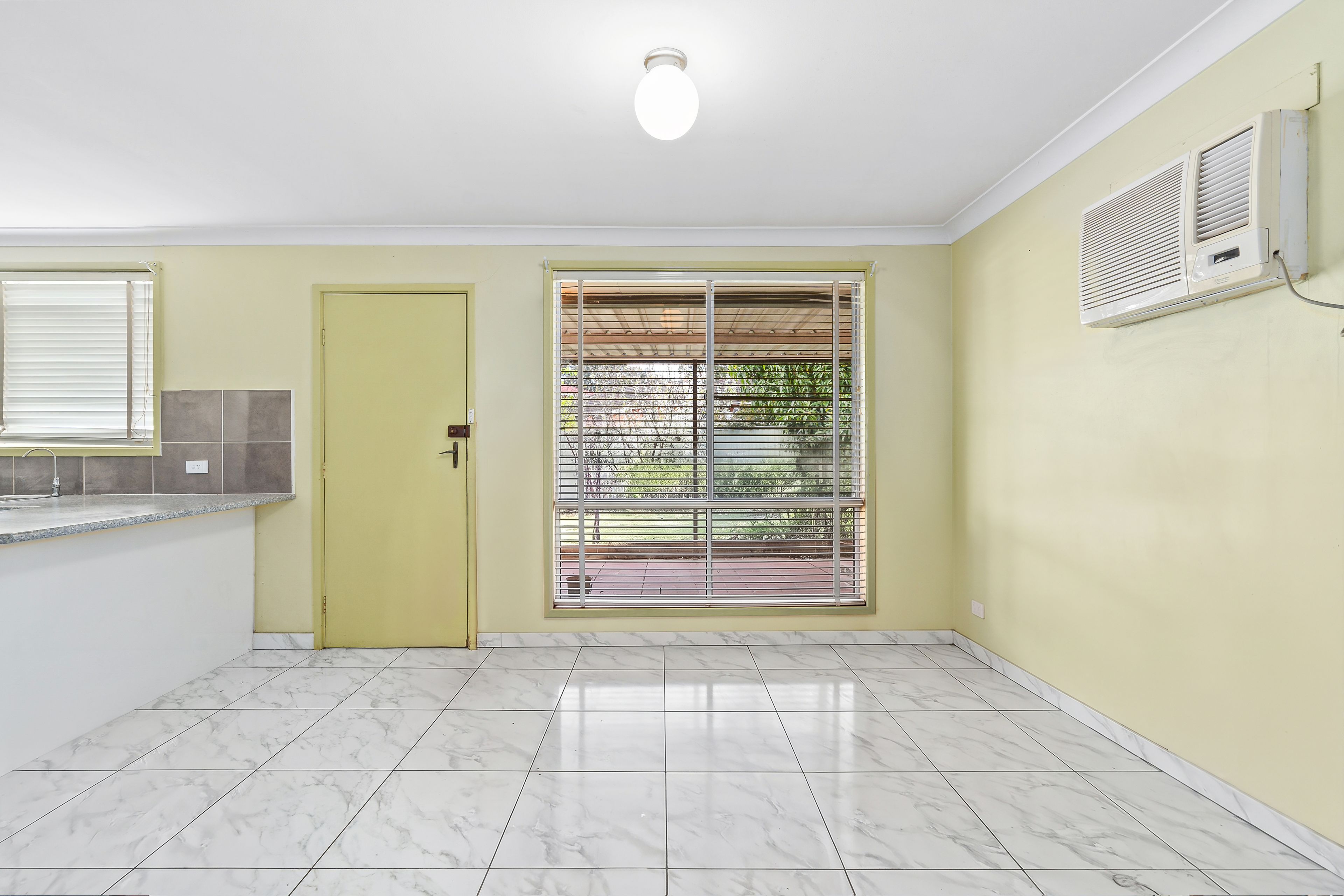 6 Como Place — photo 5 of 9