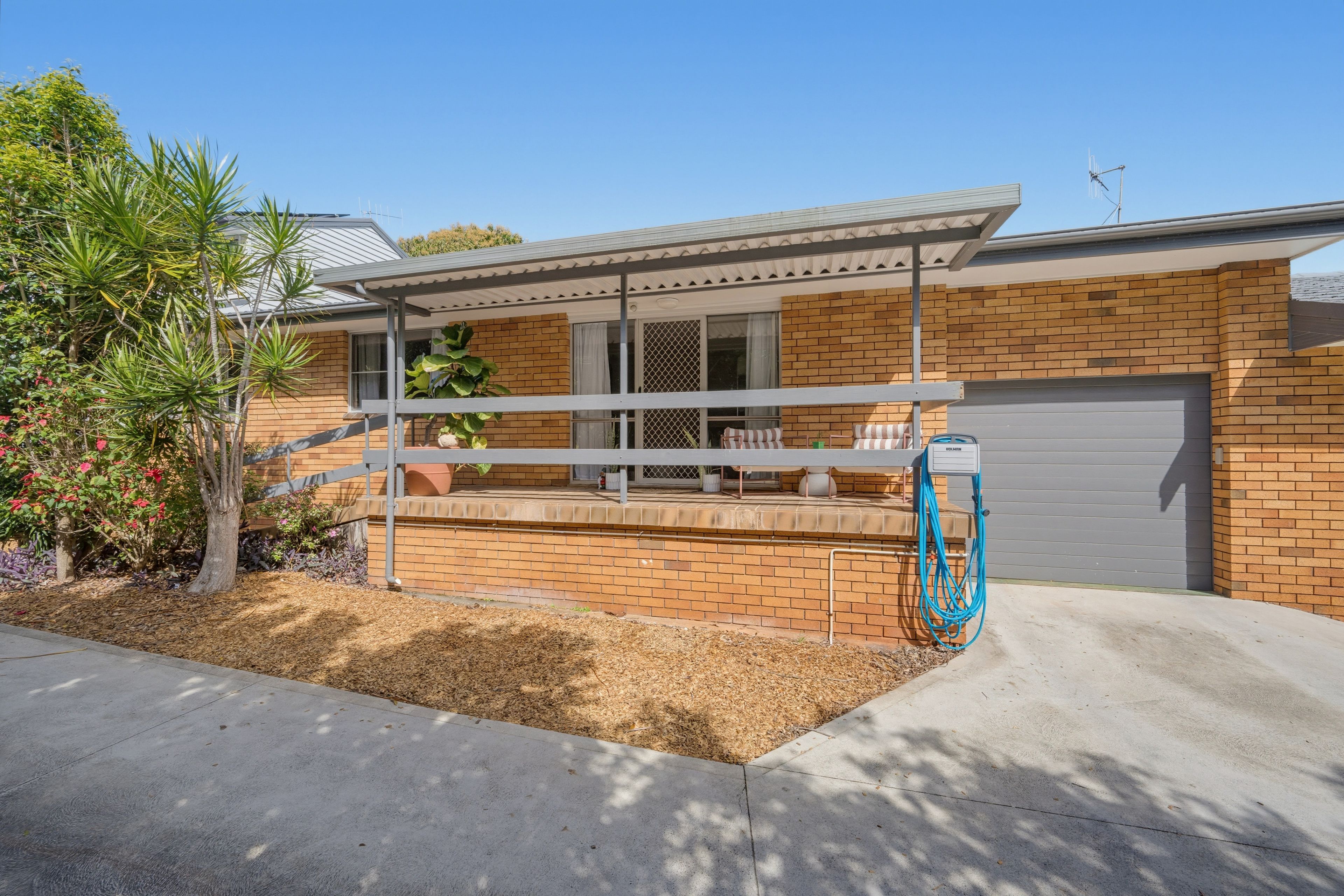 2/3 Forest Court — photo 4 of 16