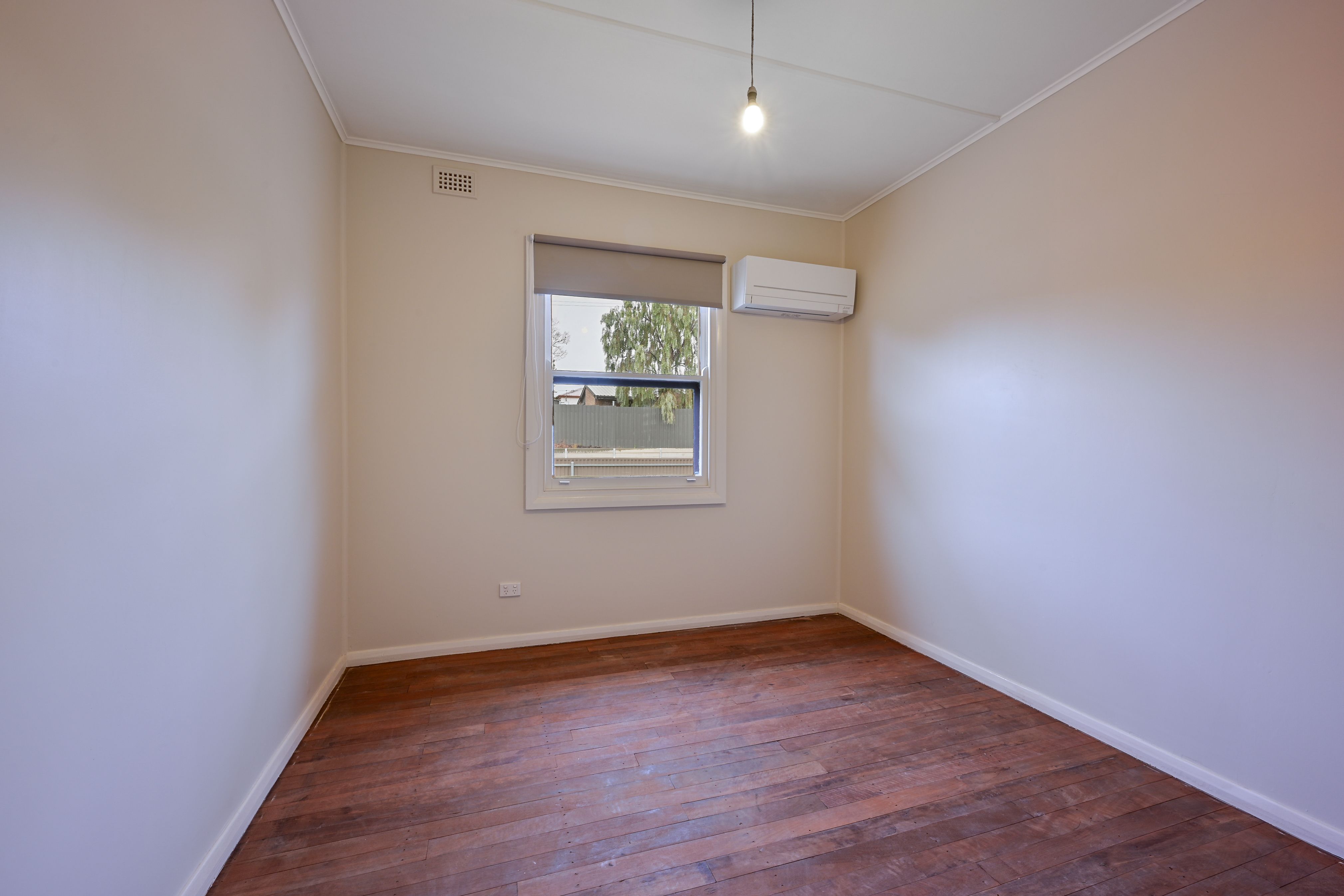 17 Argyle Street — photo 7 of 16