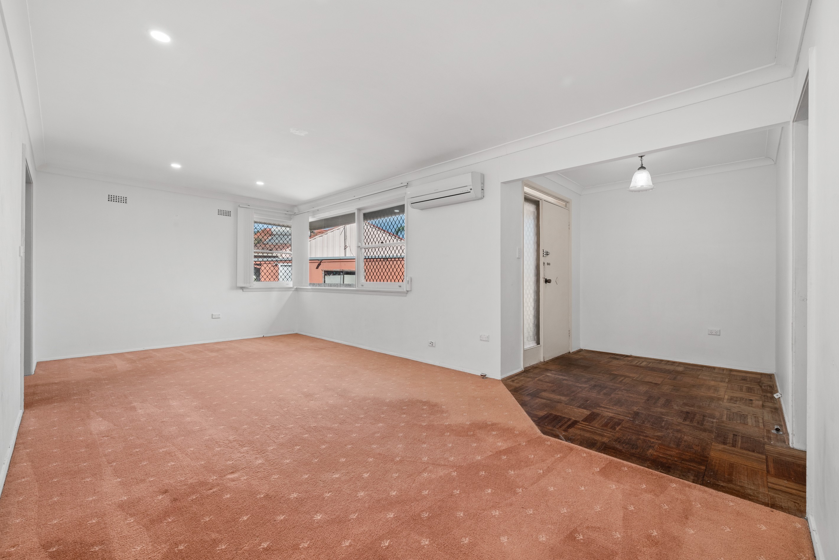 41 Hurlstone Avenue, Glenfield, NSW 2167