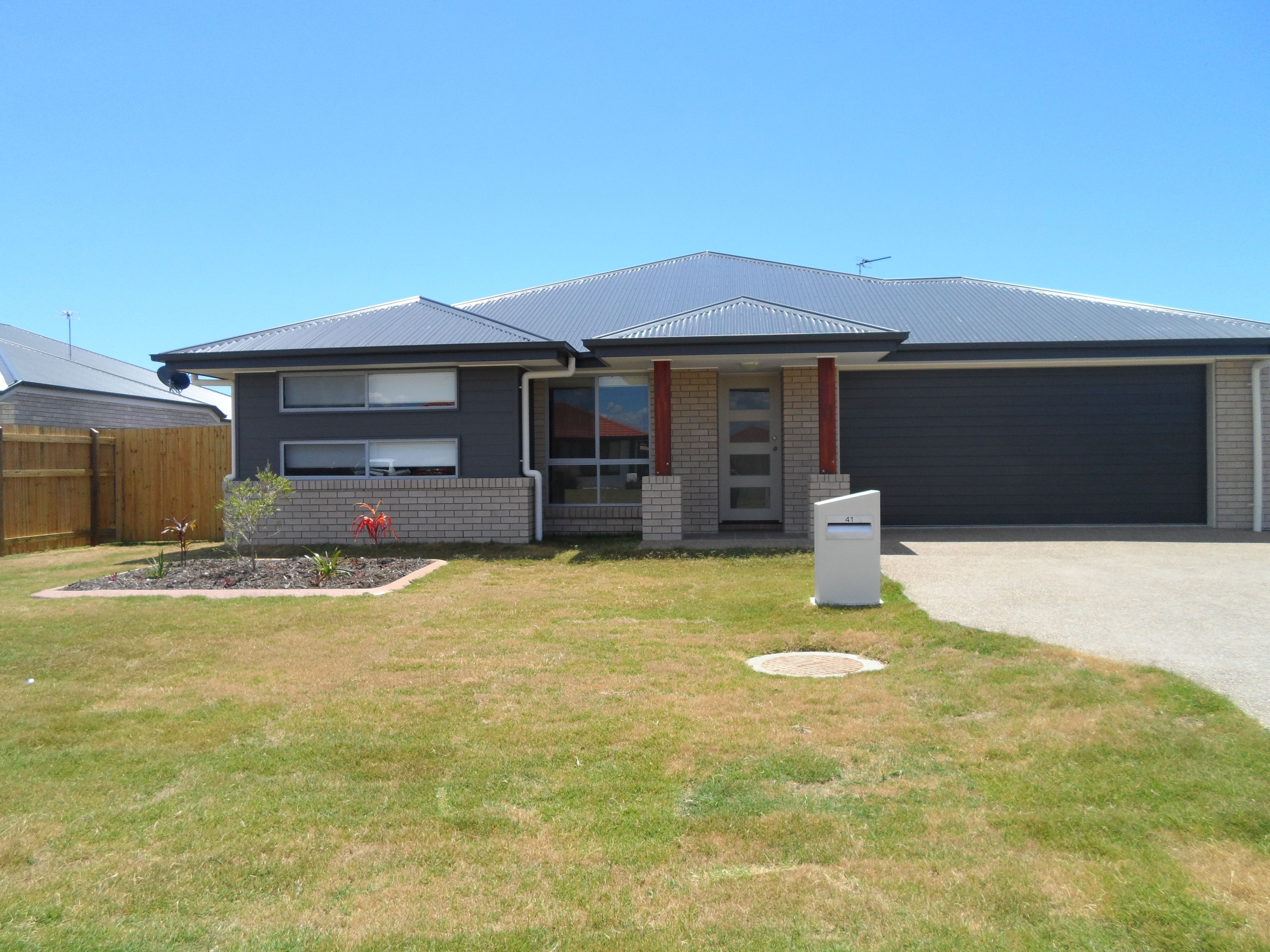 41 Bounty Circuit, Eli Waters, QLD 4655