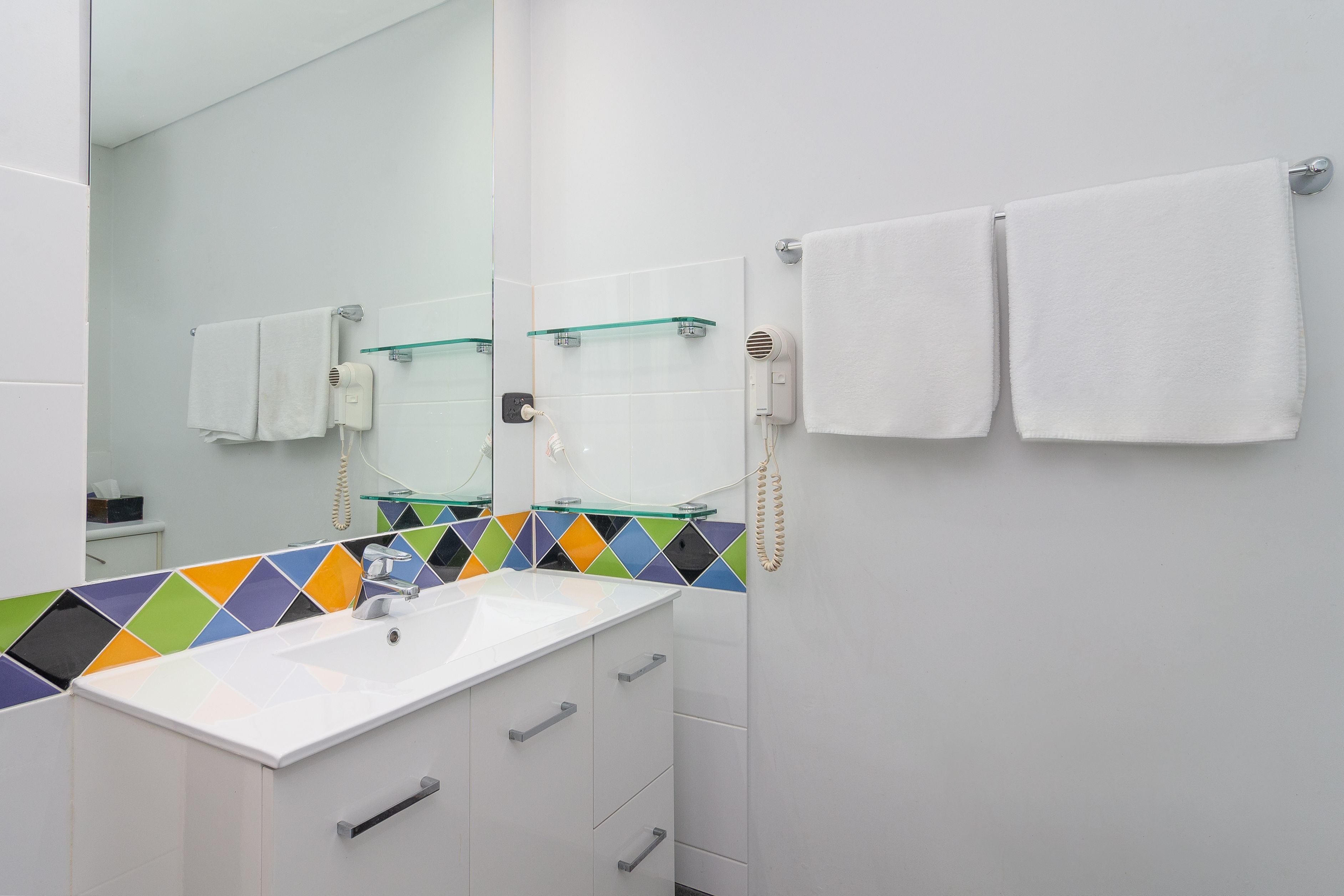 204/26-28 Reef Street — photo 5 of 11