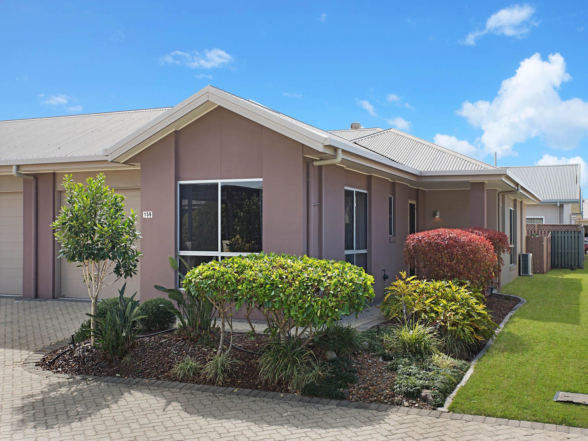 159/2 Grand Parade, Parrearra, QLD 4575