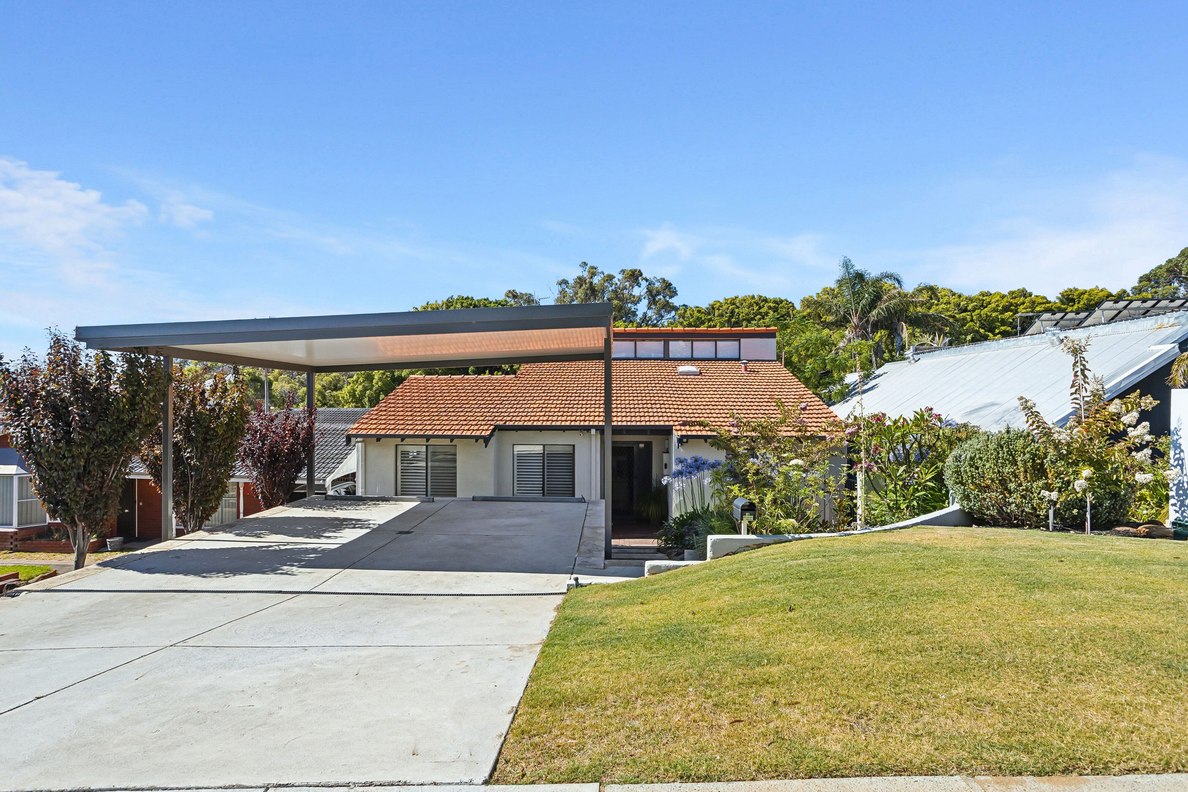 81 Clontarf Street, Sorrento WA 6020