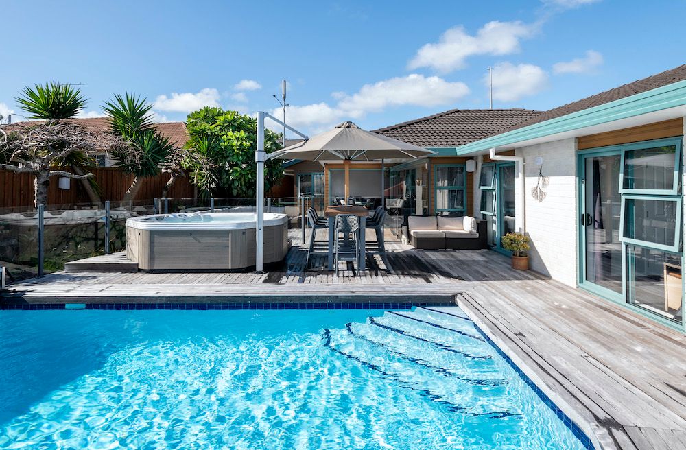 716 Chapel Road, Dannemora, Manukau City