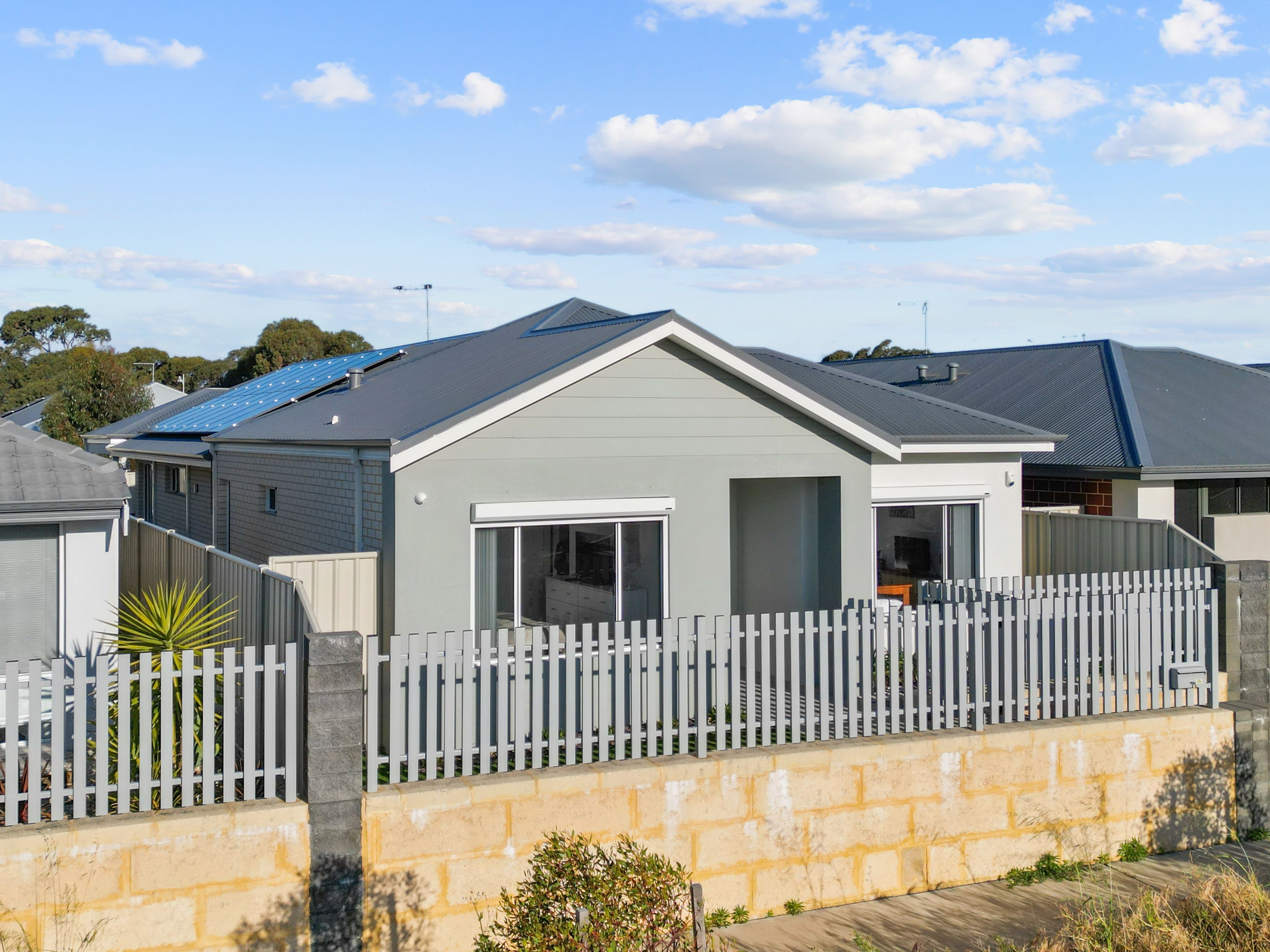 109 Allatoona Avenue, Golden Bay, WA 6174