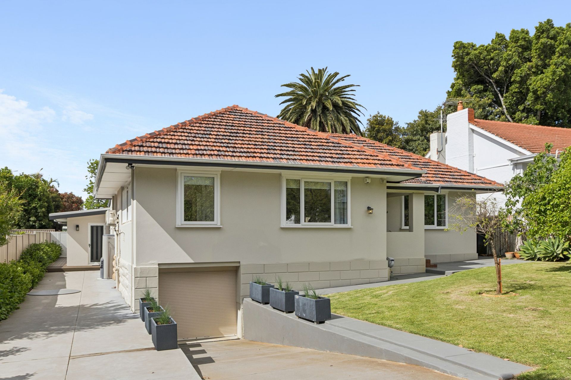 8 Woodlands Street, Menora, WA 6050
