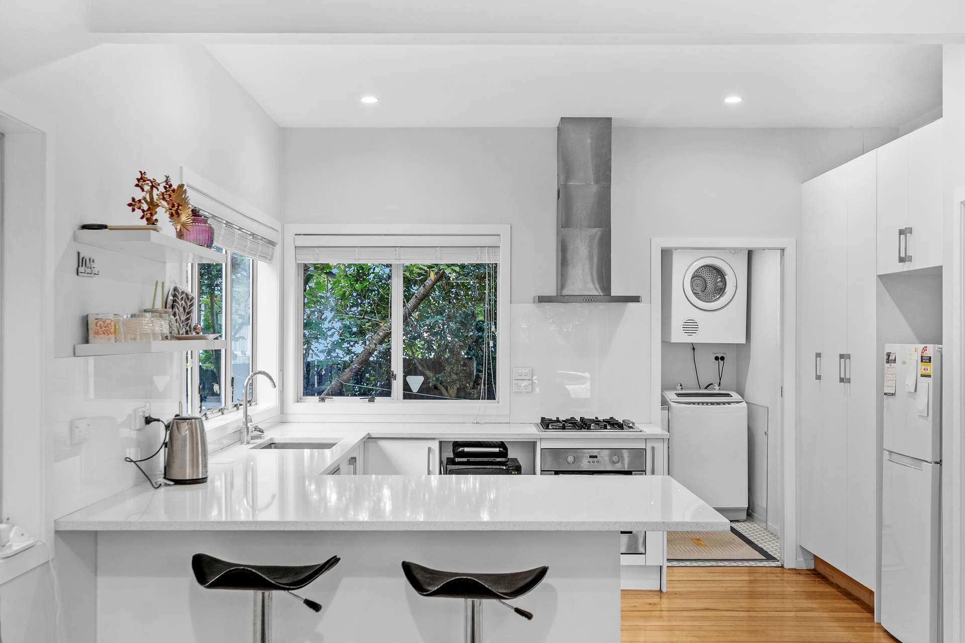2 Fyfe Avenue photo 1