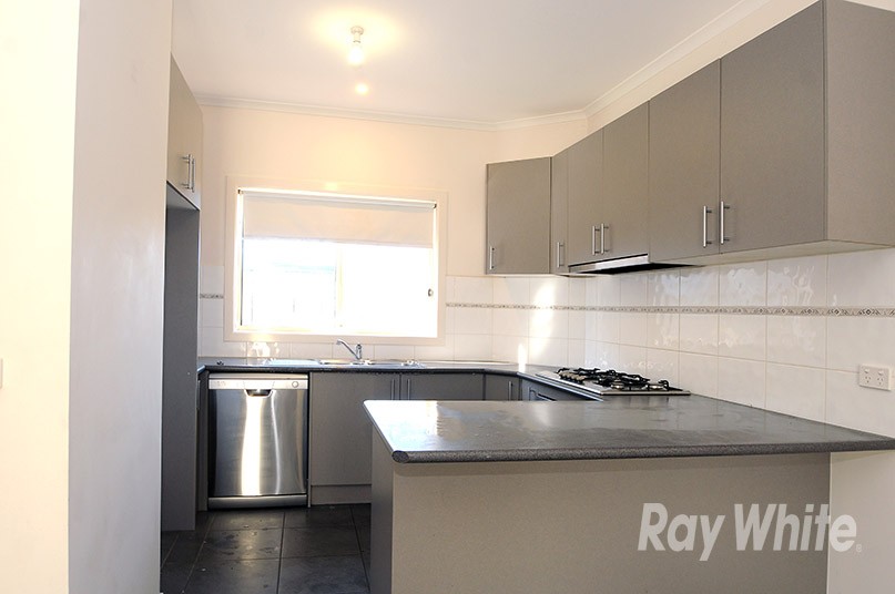 2/6 Wall Street, Noble Park, VIC 3174
