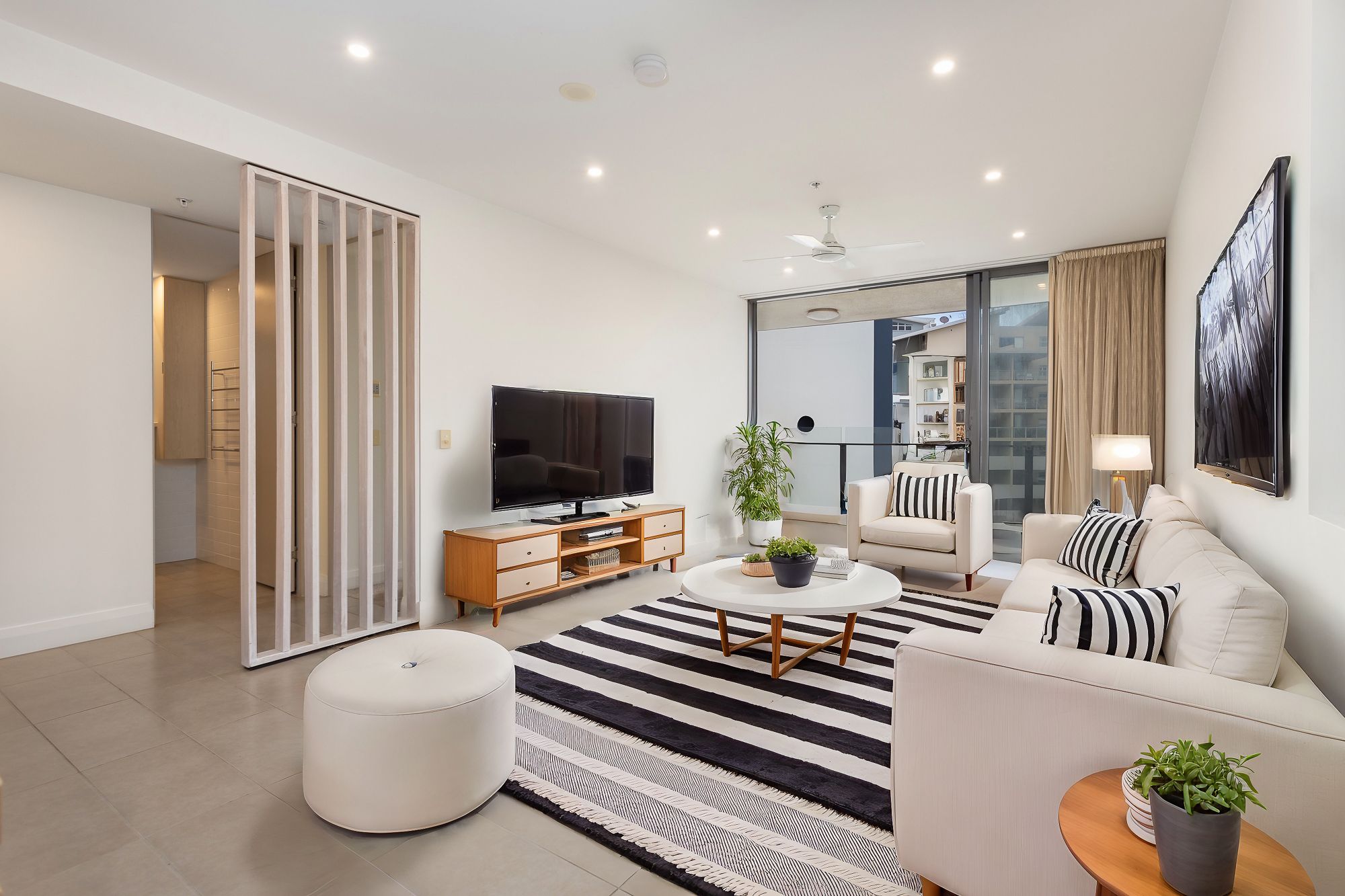 410/99 Marine Parade, Redcliffe QLD 4020