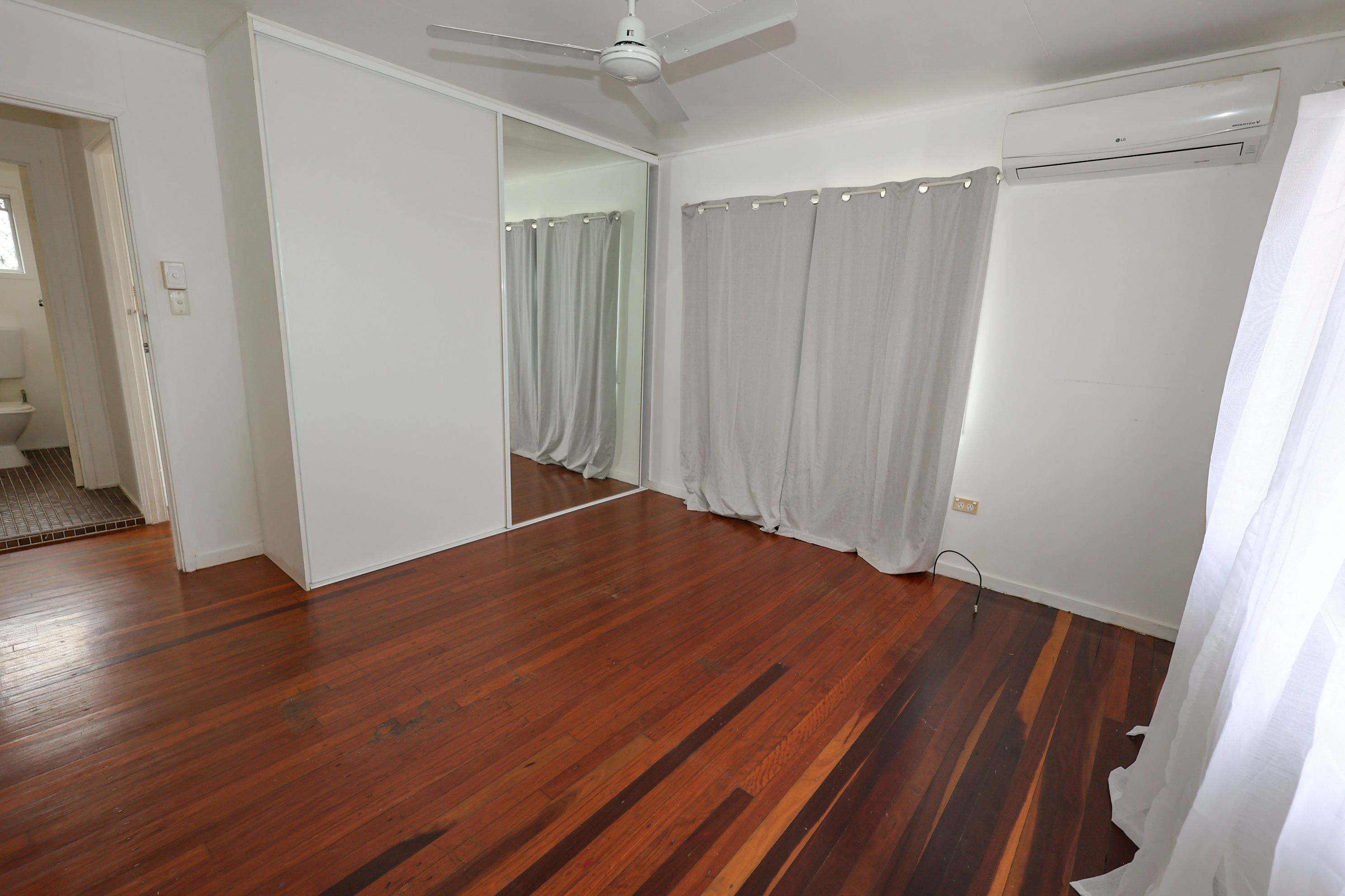 116 Fairford Road — photo 8 of 20