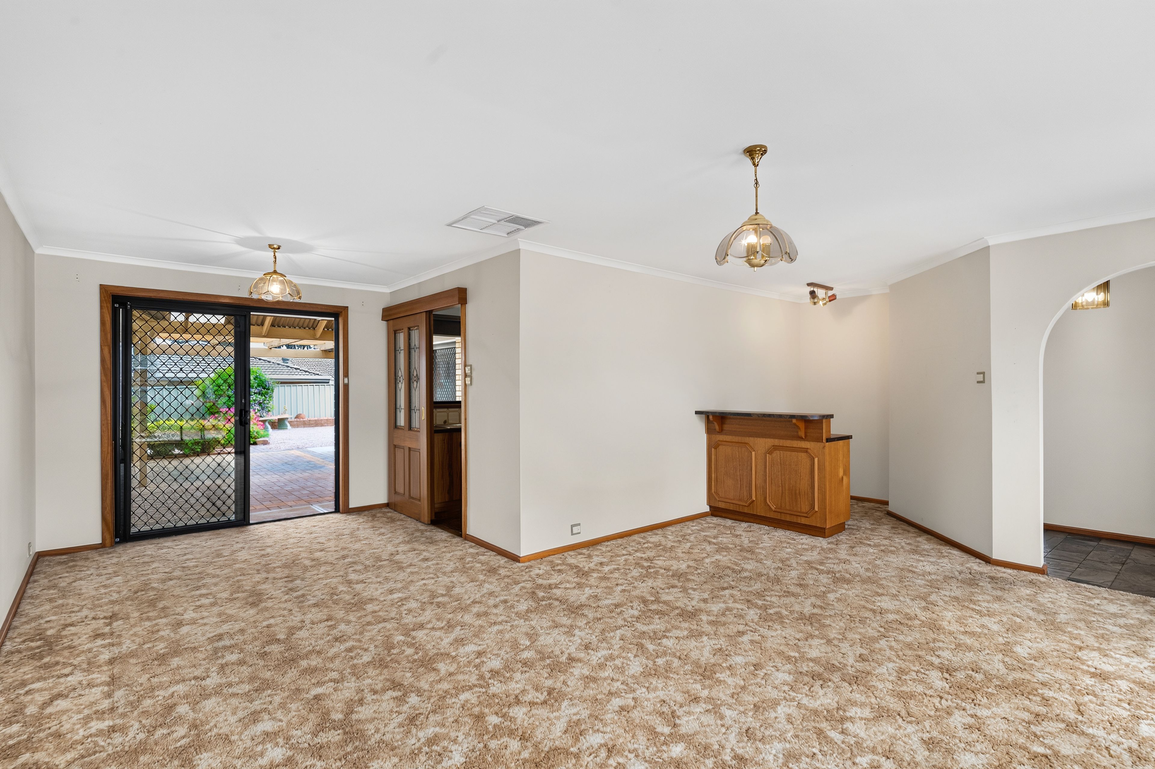 2 Wilma Court — photo 4 of 18
