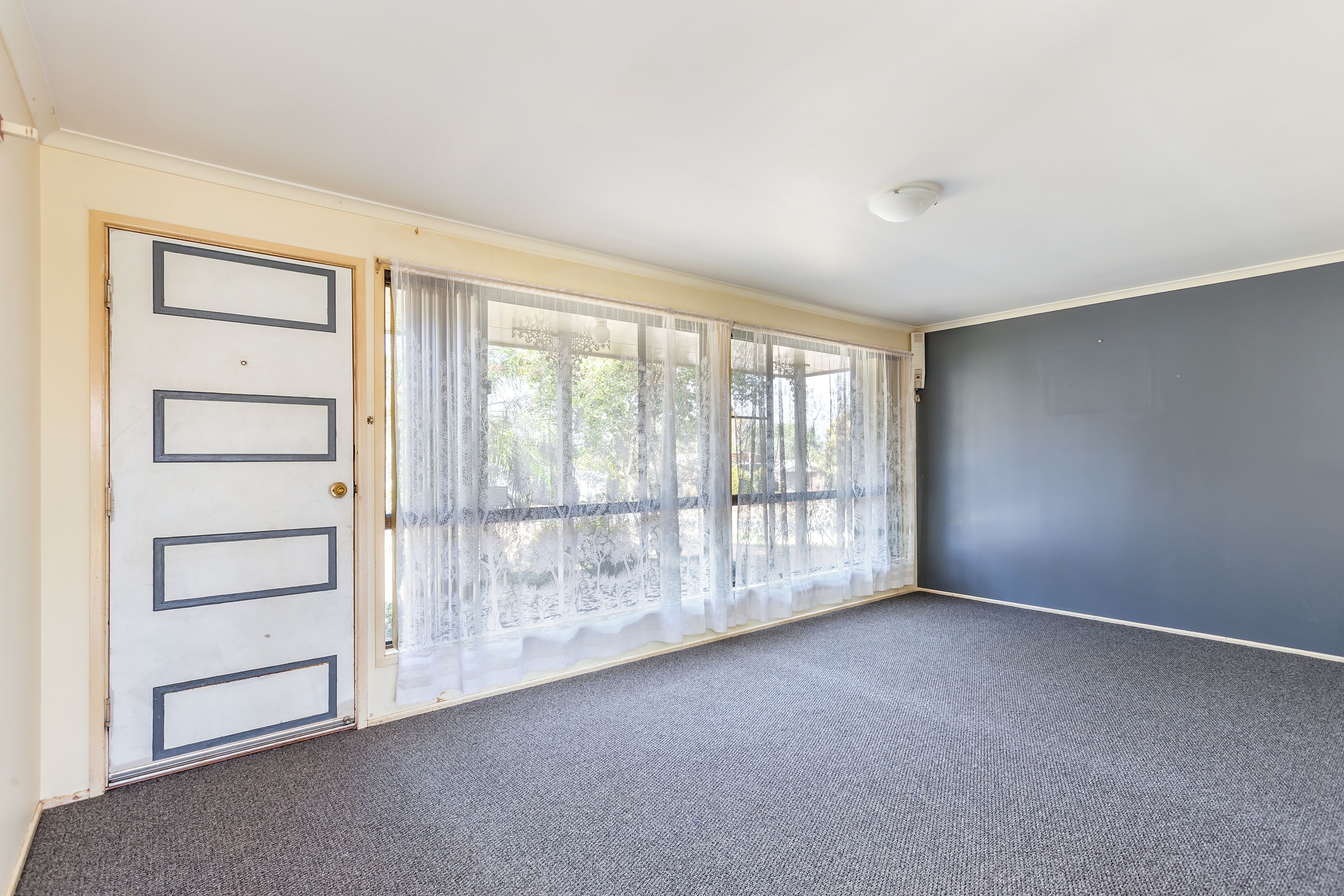 33 Poinciana Street, Newtown, QLD 4350