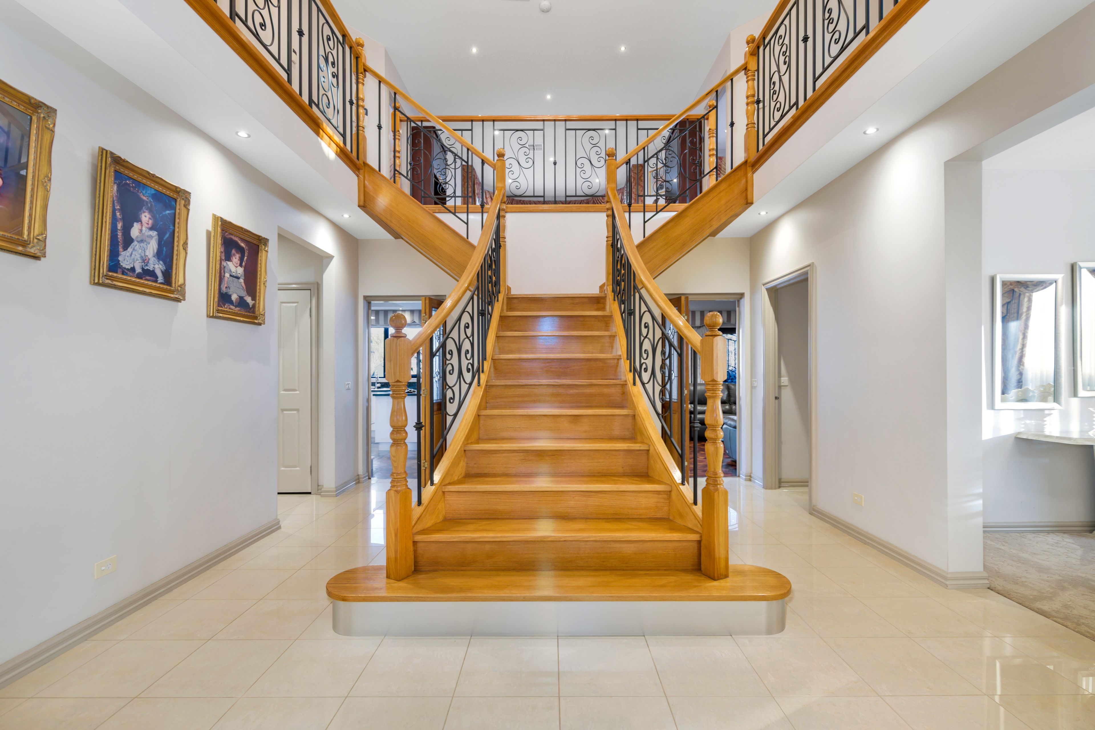 7 Meldrum Close — photo 3 of 30