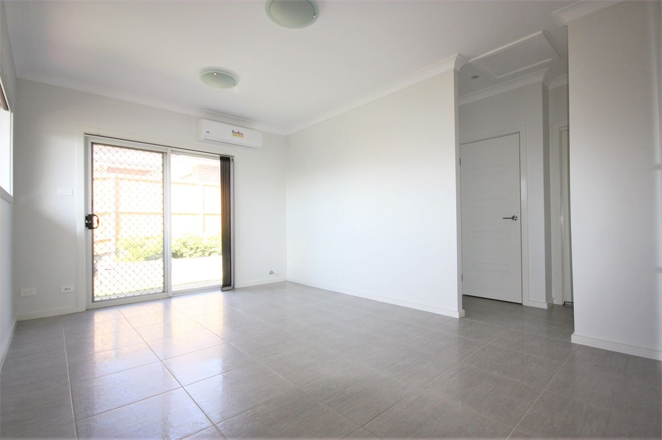 21 Lawrence Street, Oran Park, NSW 2570