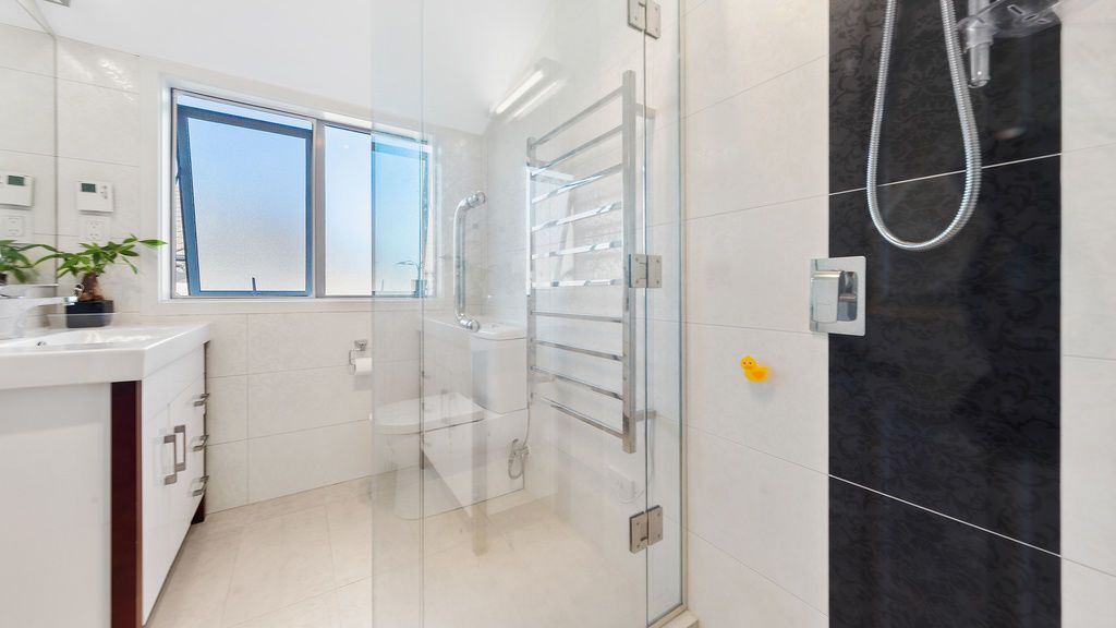 17a Waller Avenue, Bucklands Beach, Manukau City