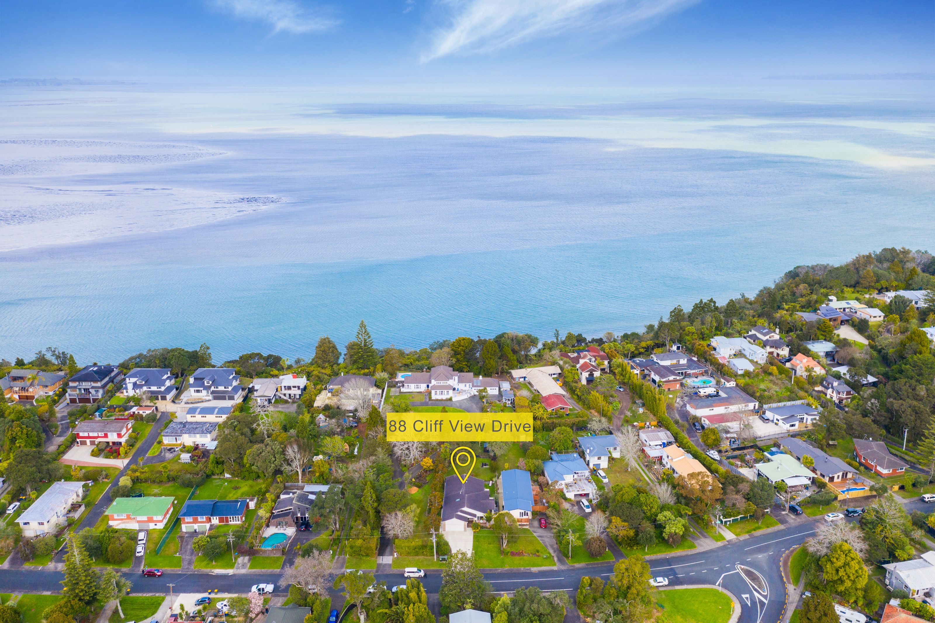 88 Cliff View Drive, Green Bay, Waitakere City