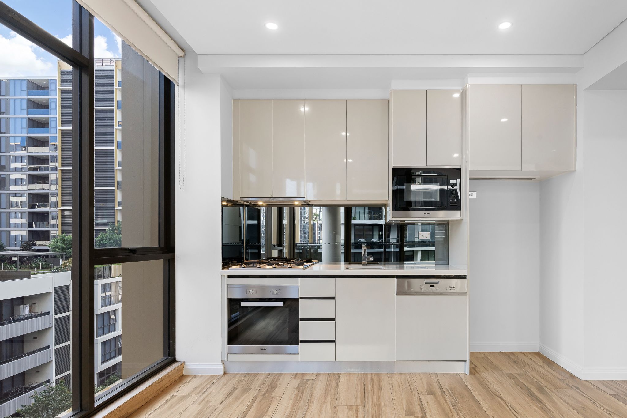 517/8 Galloway Street, Mascot, NSW 2020