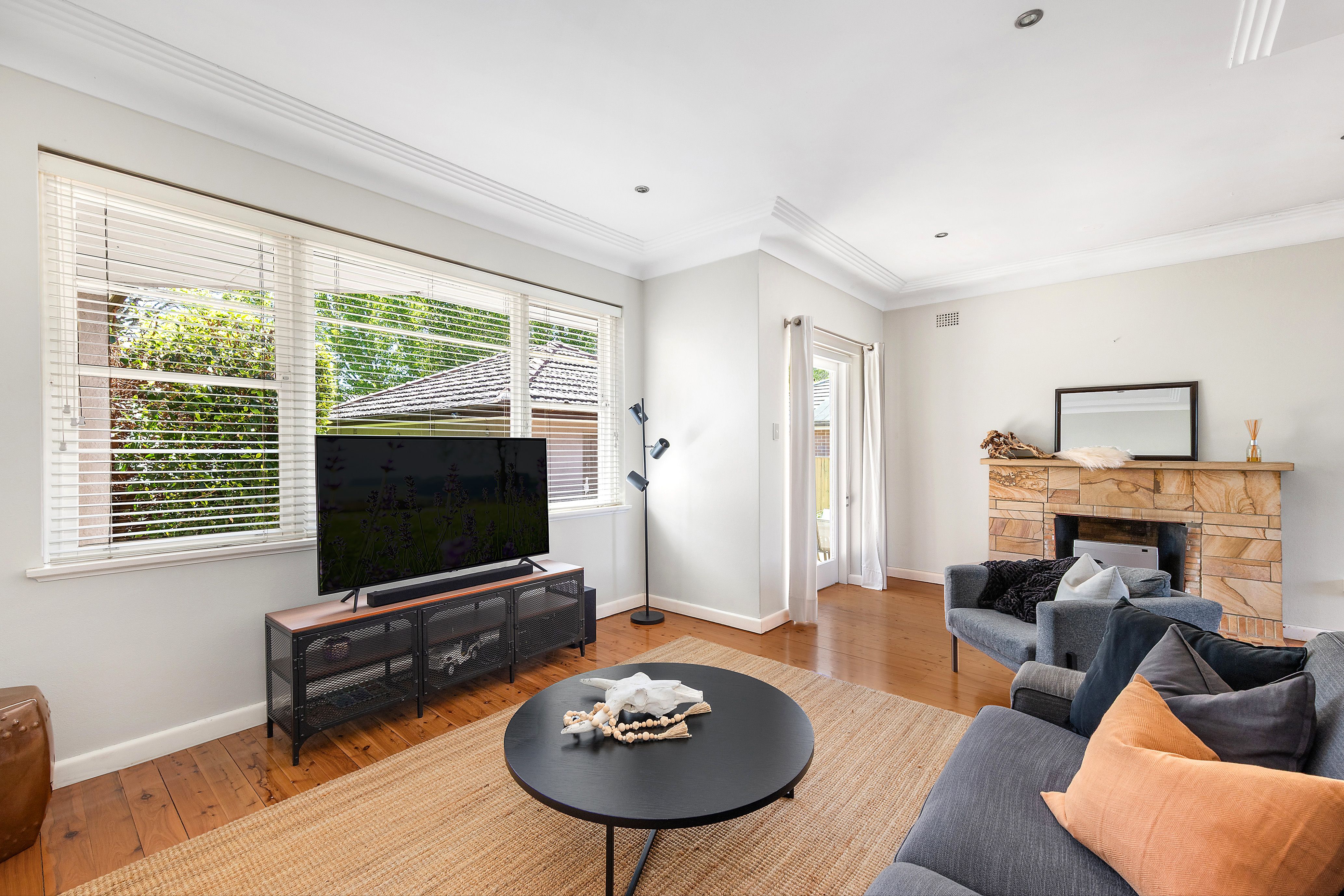 6 Bunyana Avenue — photo 4 of 12