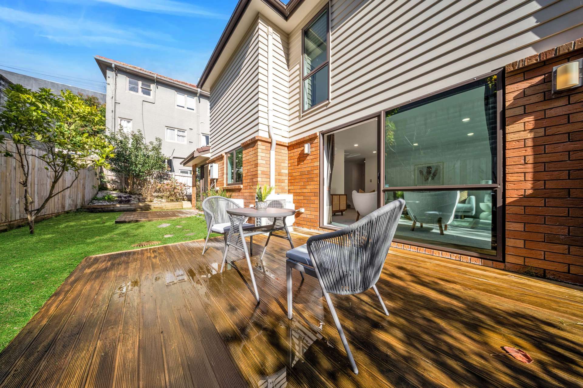 8A St Albans Avenue photo 21