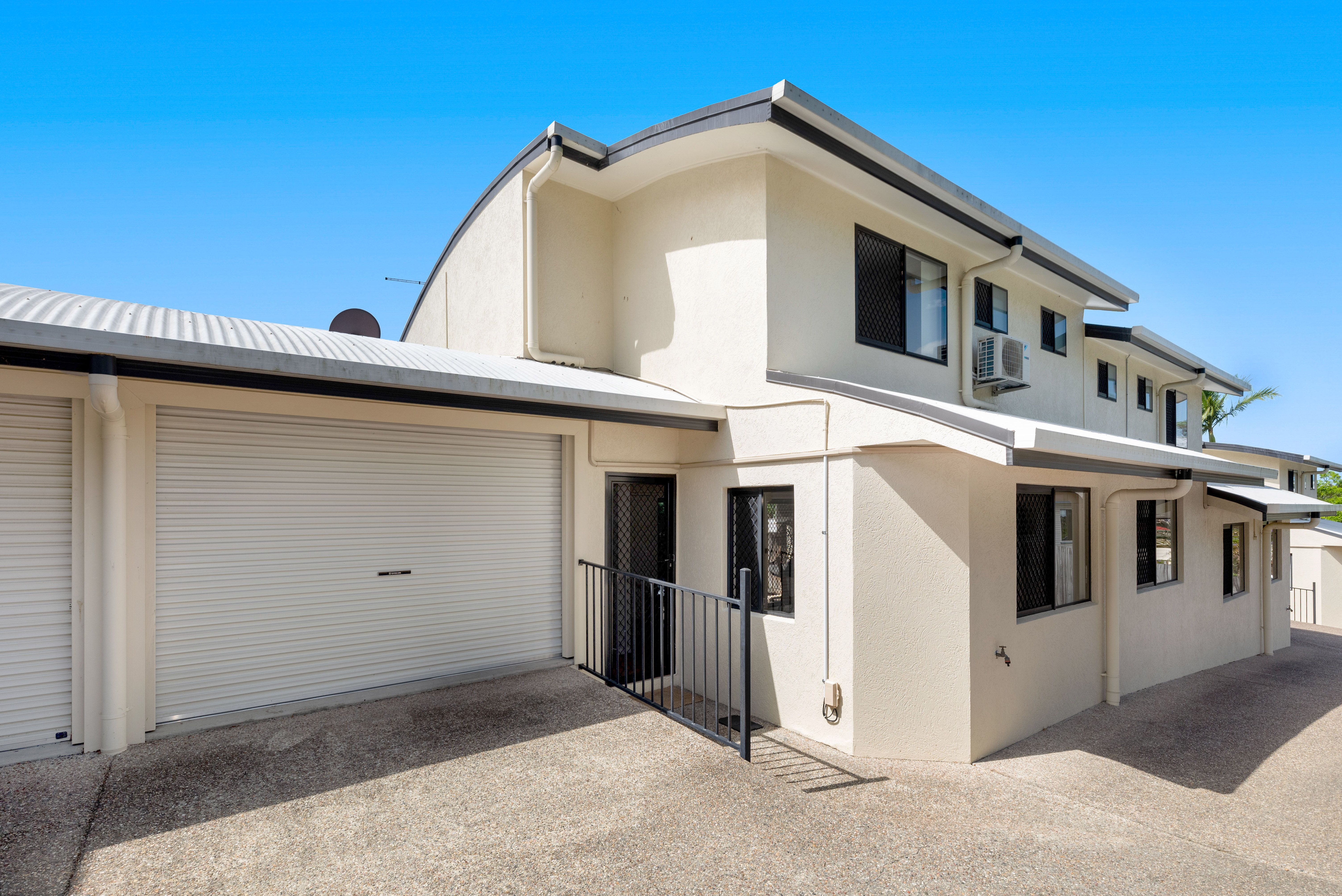 97 Cambridge Street, Carina Heights QLD 4152