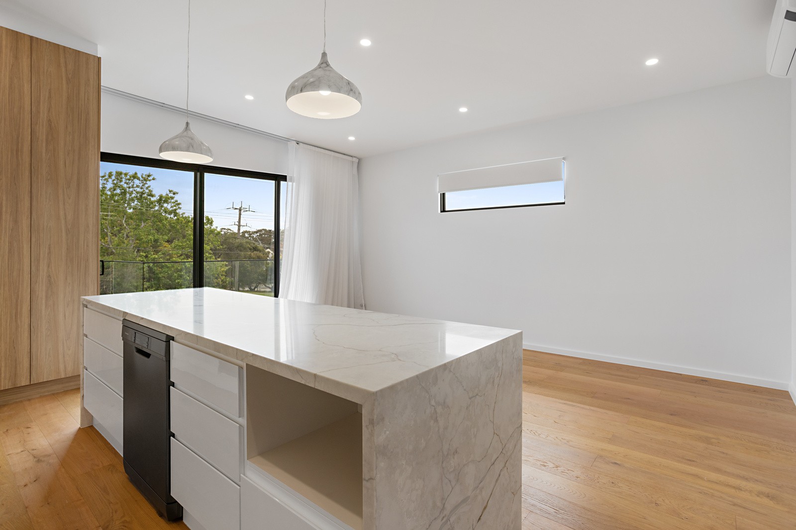 25 First Avenue, Rosebud, VIC 3939