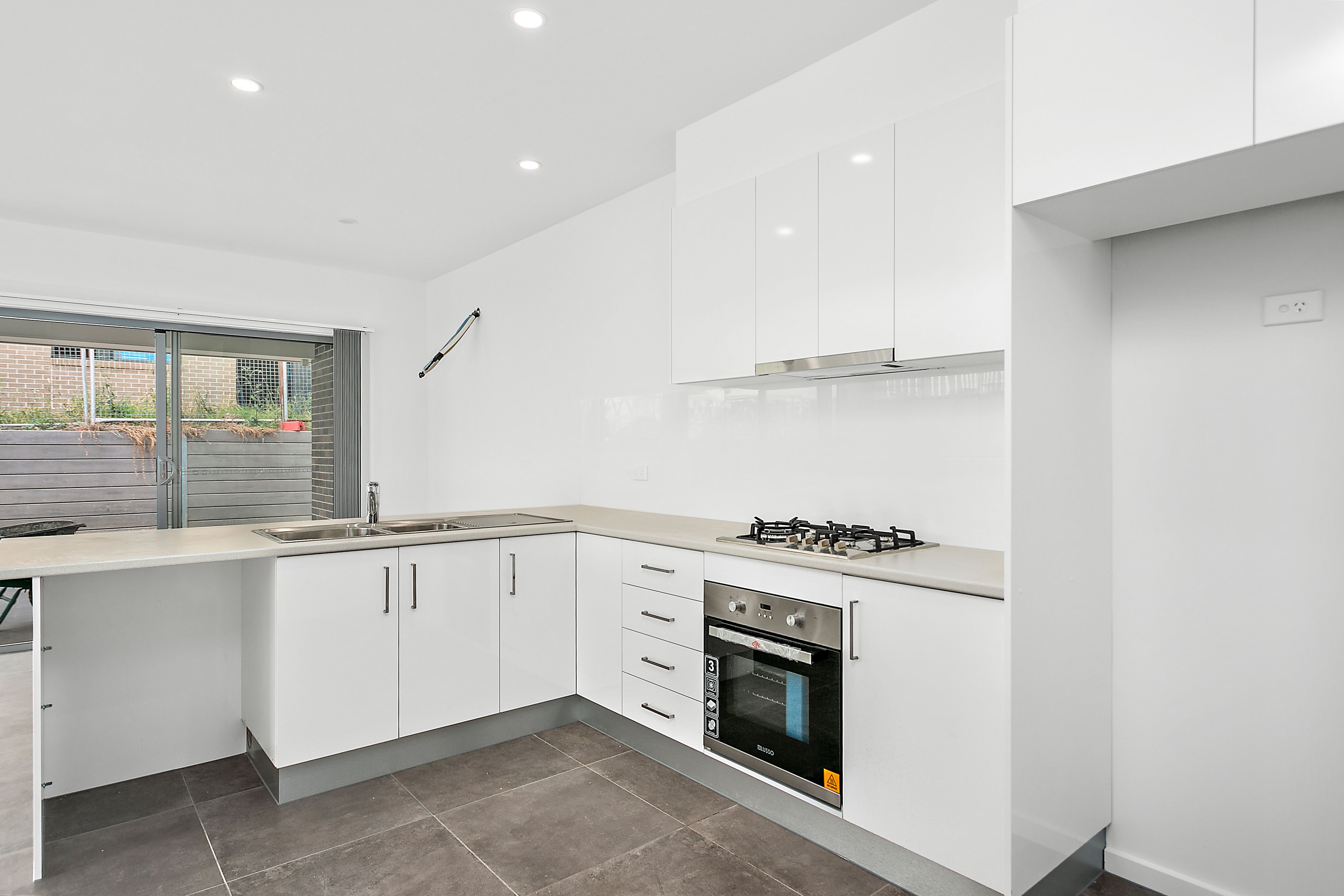 53a Bottlebrush Drive, Calderwood, NSW 2527