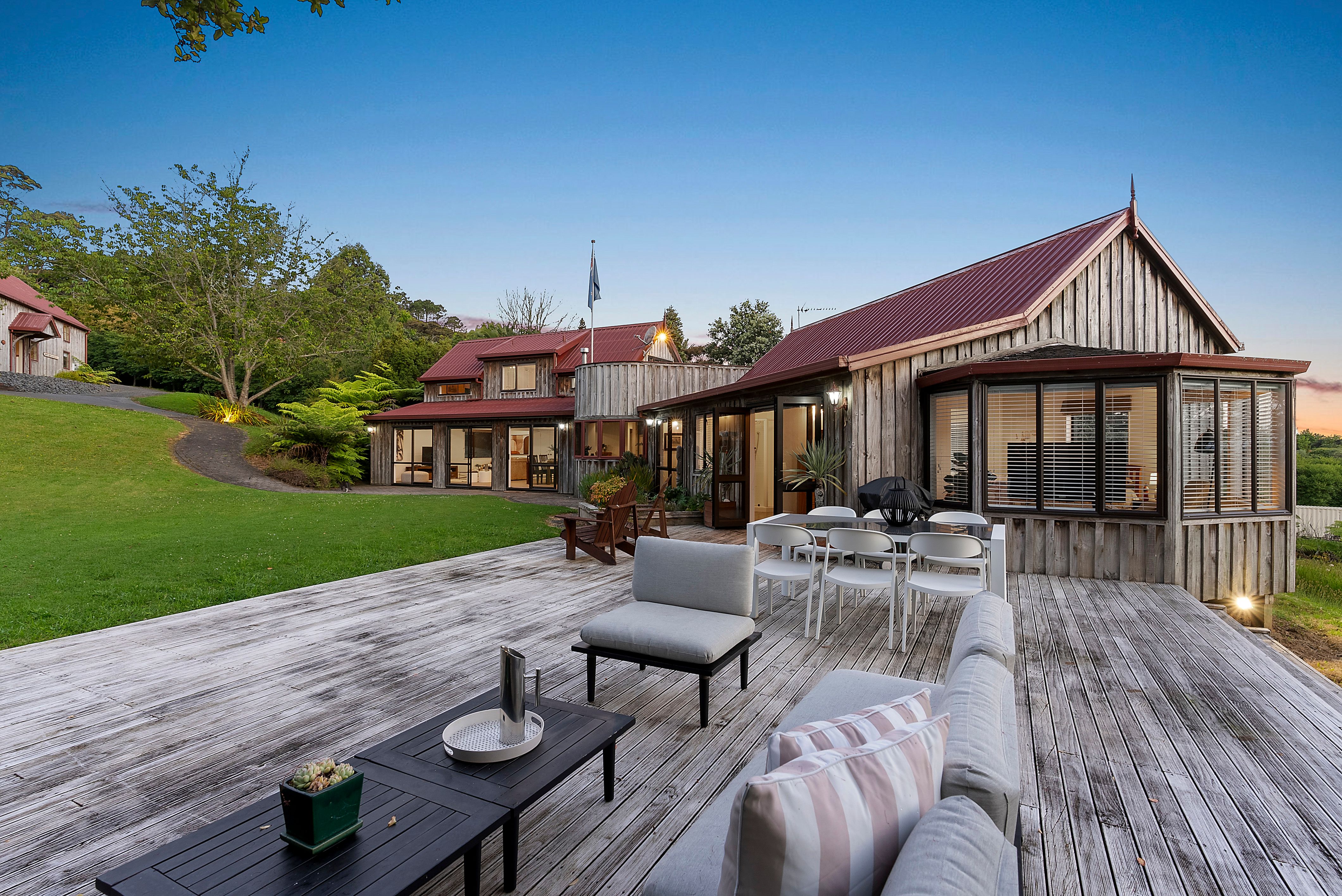 48 Attwood Road, Paremoremo, North Shore City 0632 Sold House Ray