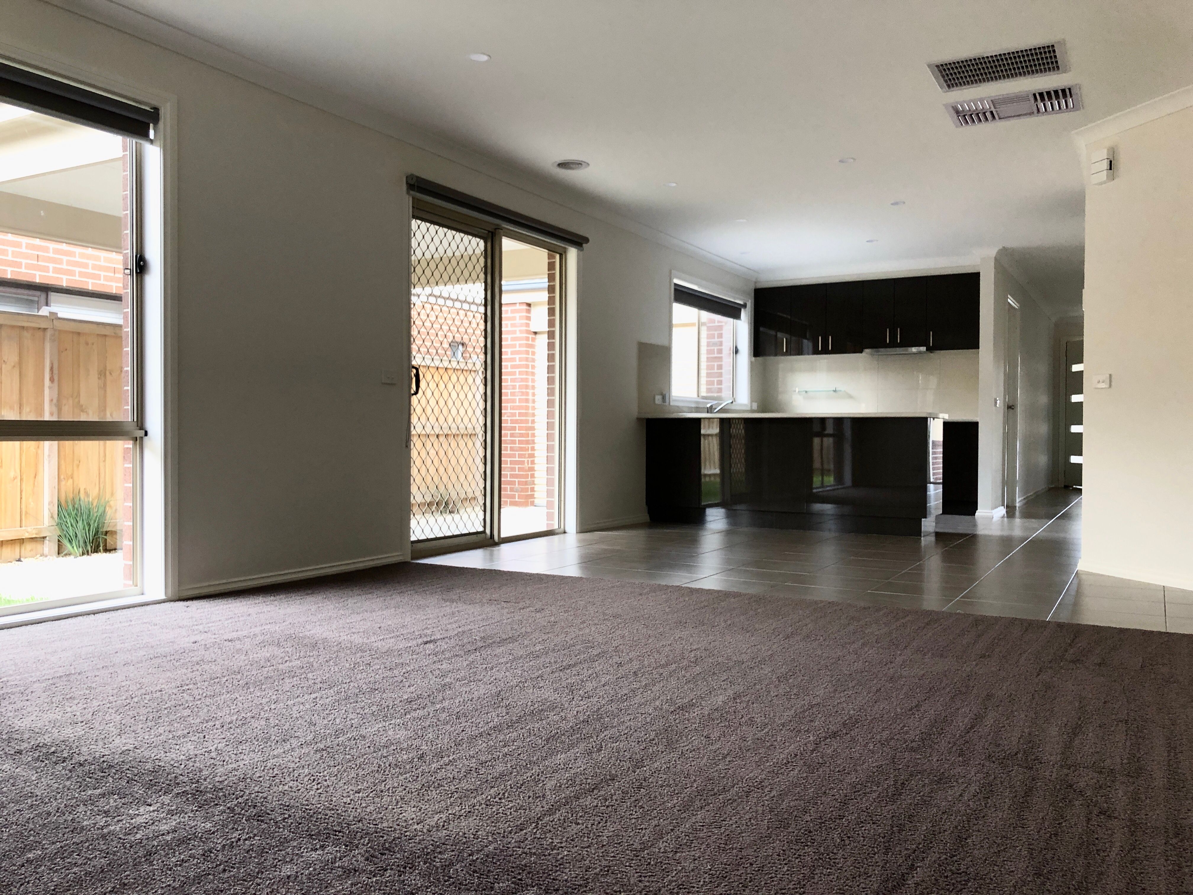 18 Yandra Street, Clyde North, VIC 3978