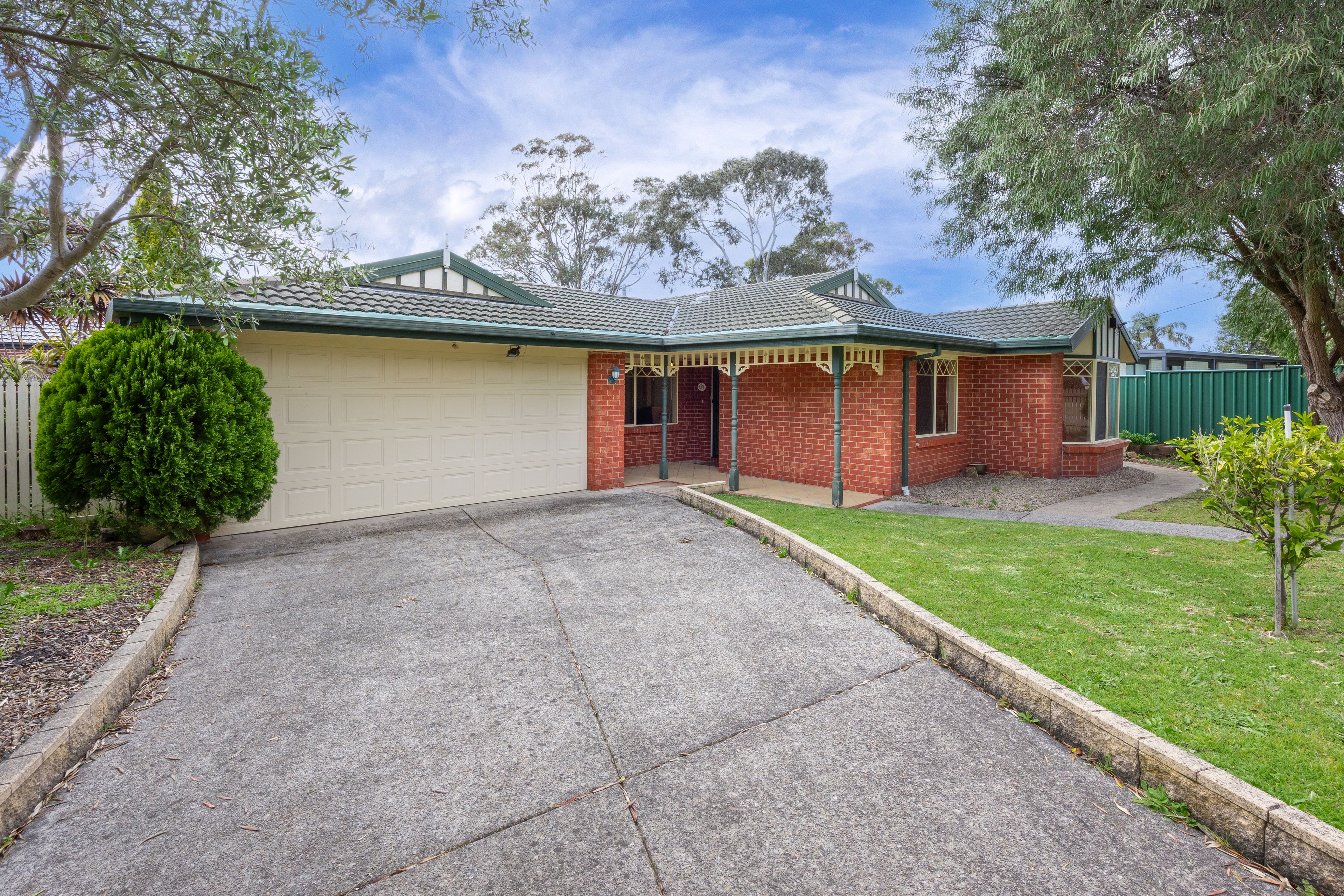 27 Clovelly Avenue , Rosebud VIC 3939