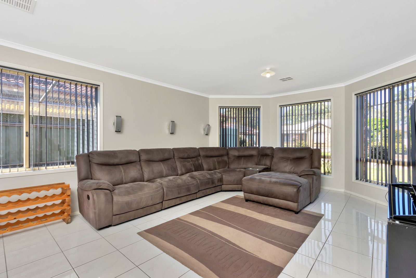 21 Lynton Court, Blakeview, SA 5114 Sold House Ray White Barossa