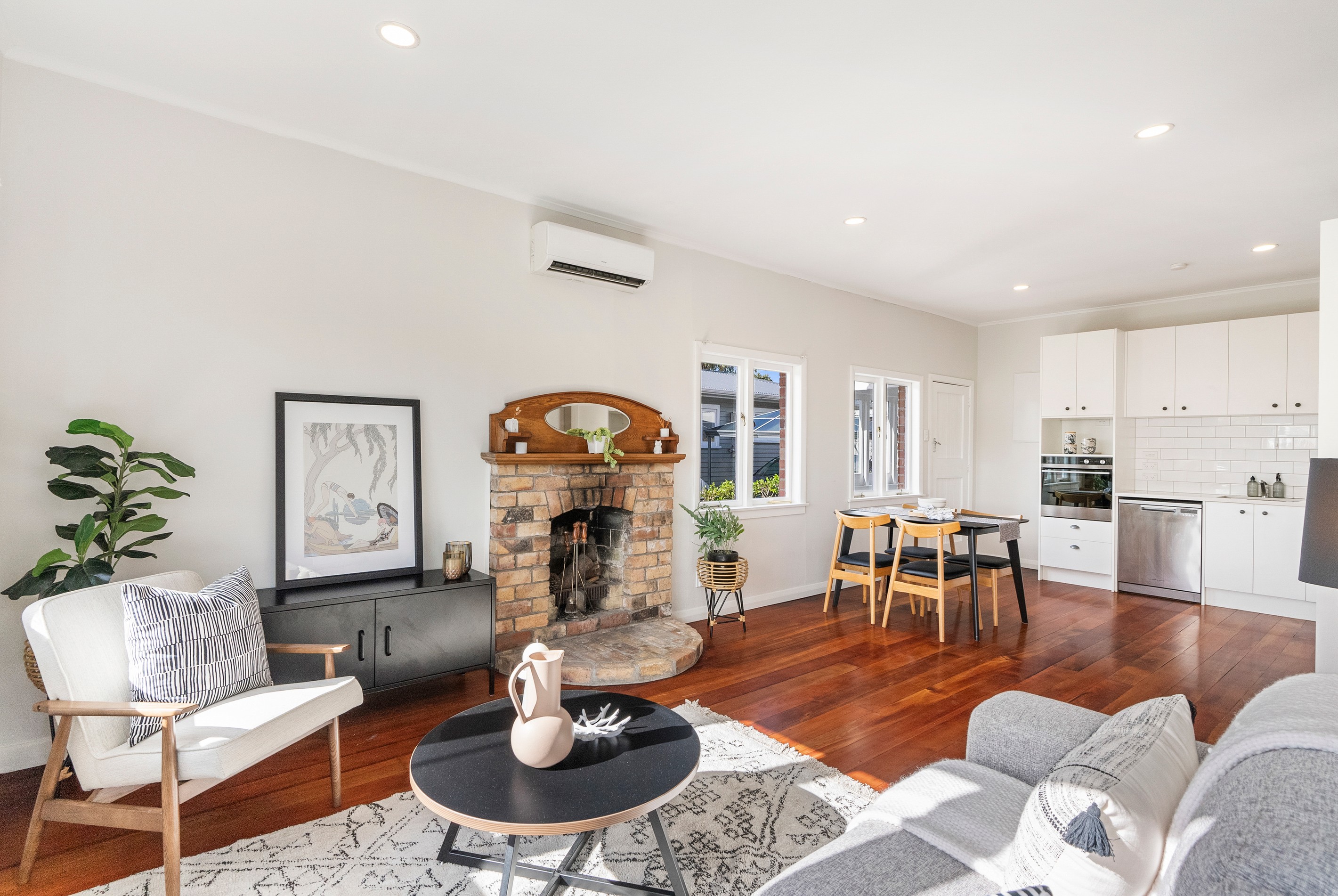 1/131 Beach Haven Road, Beach Haven, North Shore City