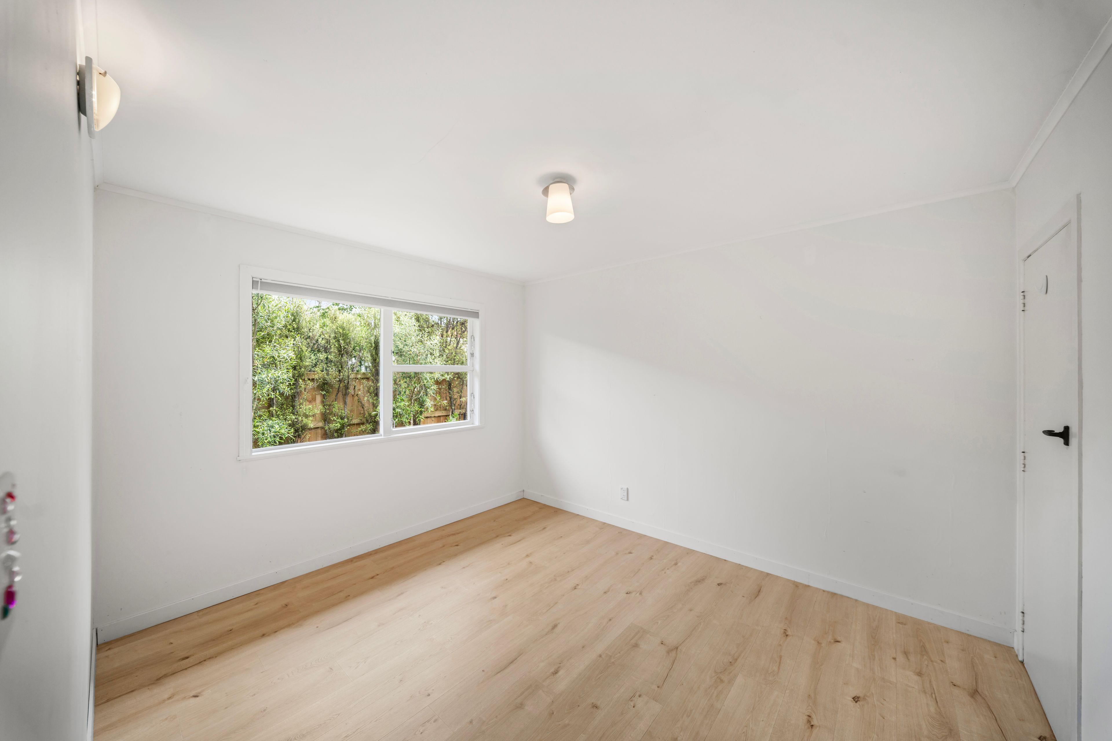 4/114 Lynwood Road, New Lynn, Waitakere City 0600 - Unit for Sale - Ray ...