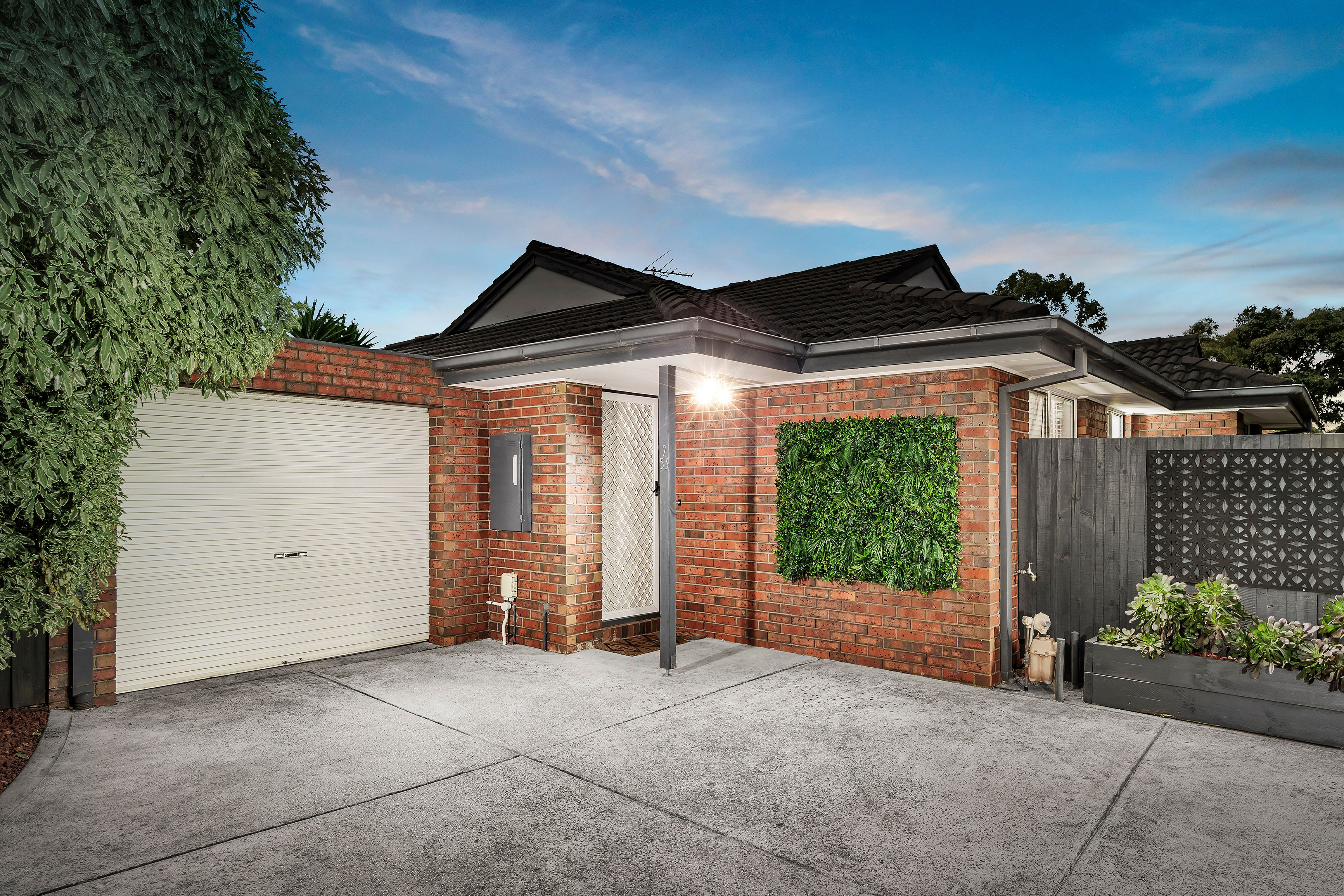 53 Jacaranda Drive, Mill Park VIC 3082