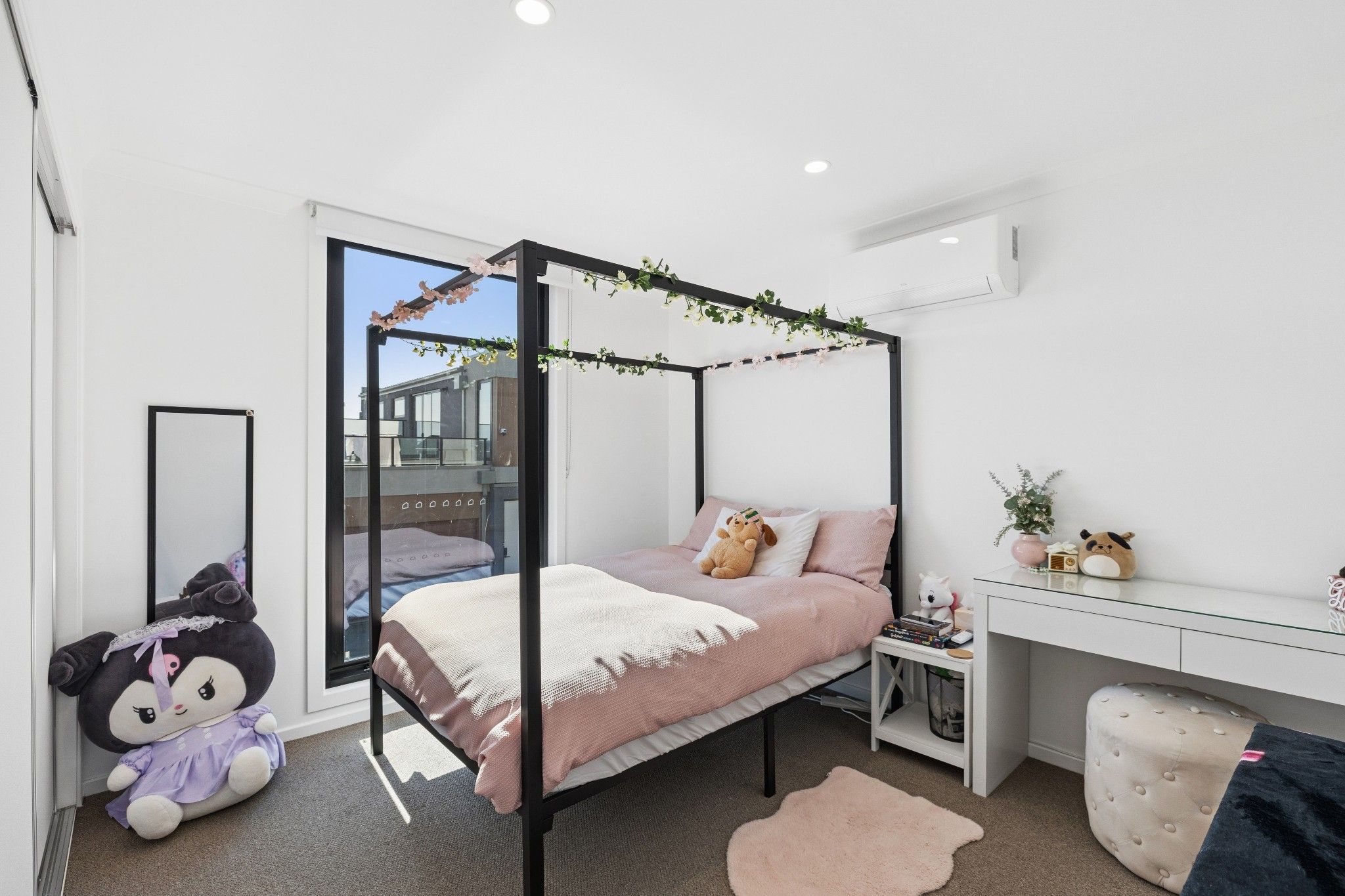 28 Annette Court — photo 10 of 15