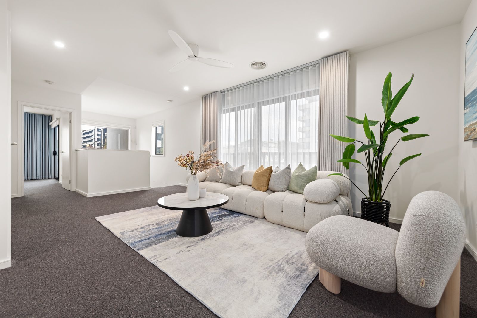 17 Northcote Circuit — photo 7 of 25