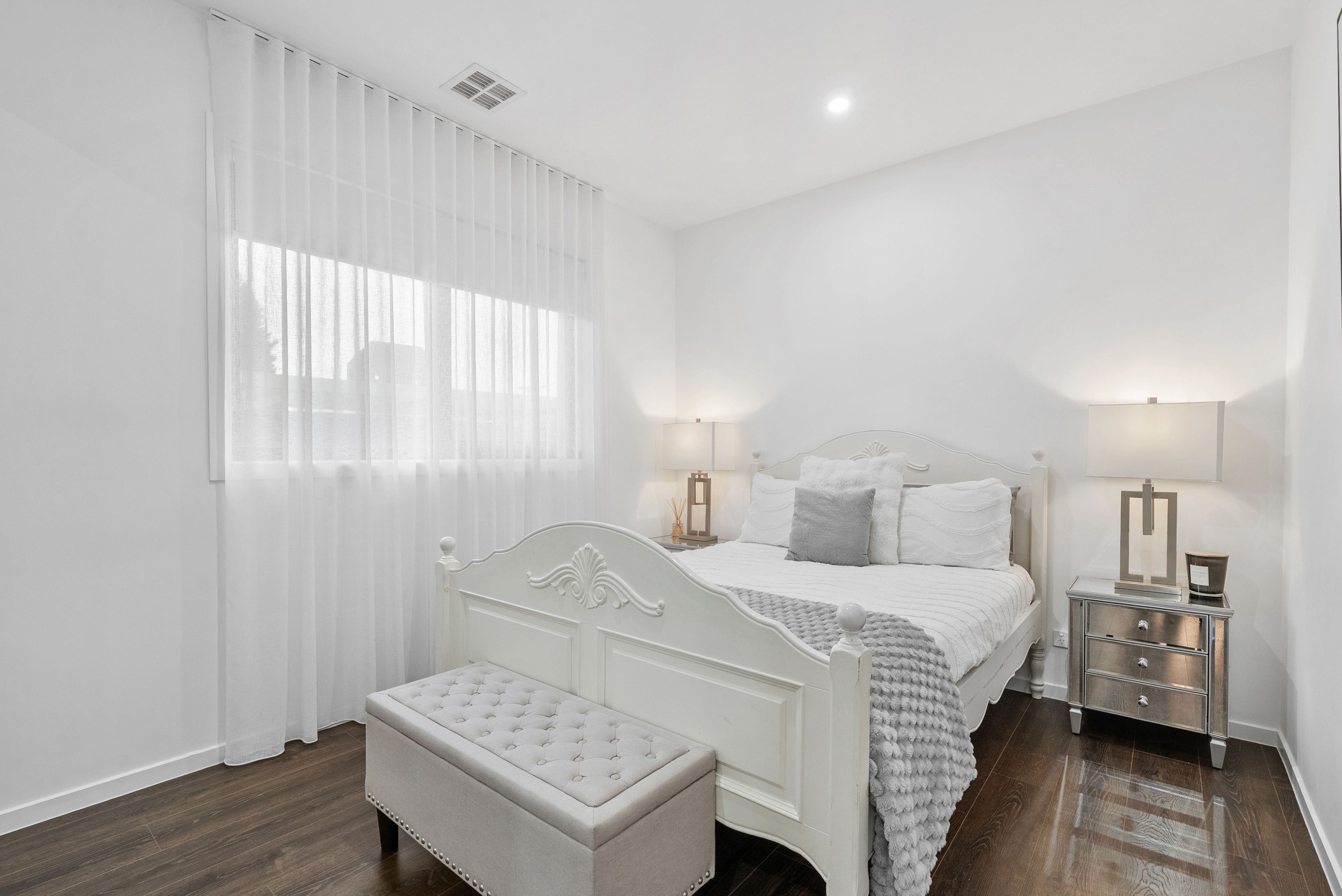 24 Derrick Street — photo 9 of 16